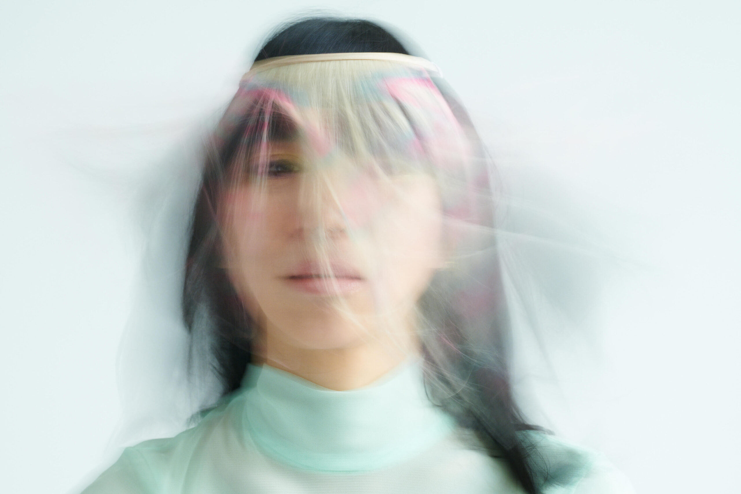 UA、ハナレグミと鈴木正人と共演した「お茶」ライブ映像公開｜