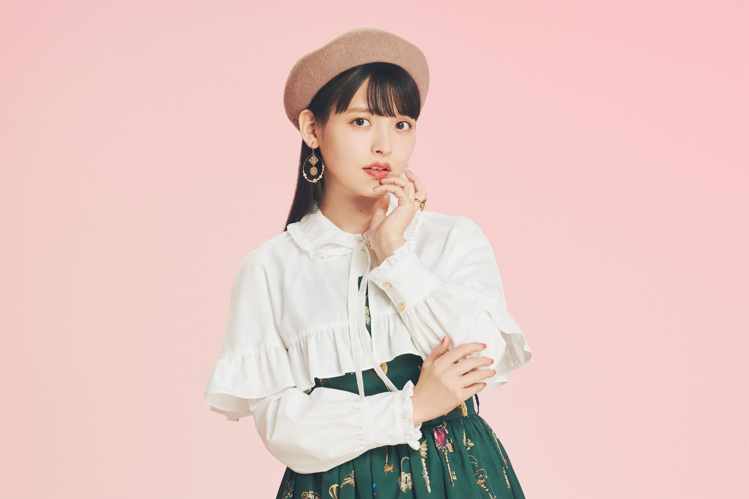 上坂すみれが5thアルバム『ANTHOLOGY & DESTINY』ジャケ写と収録内容を公開｜