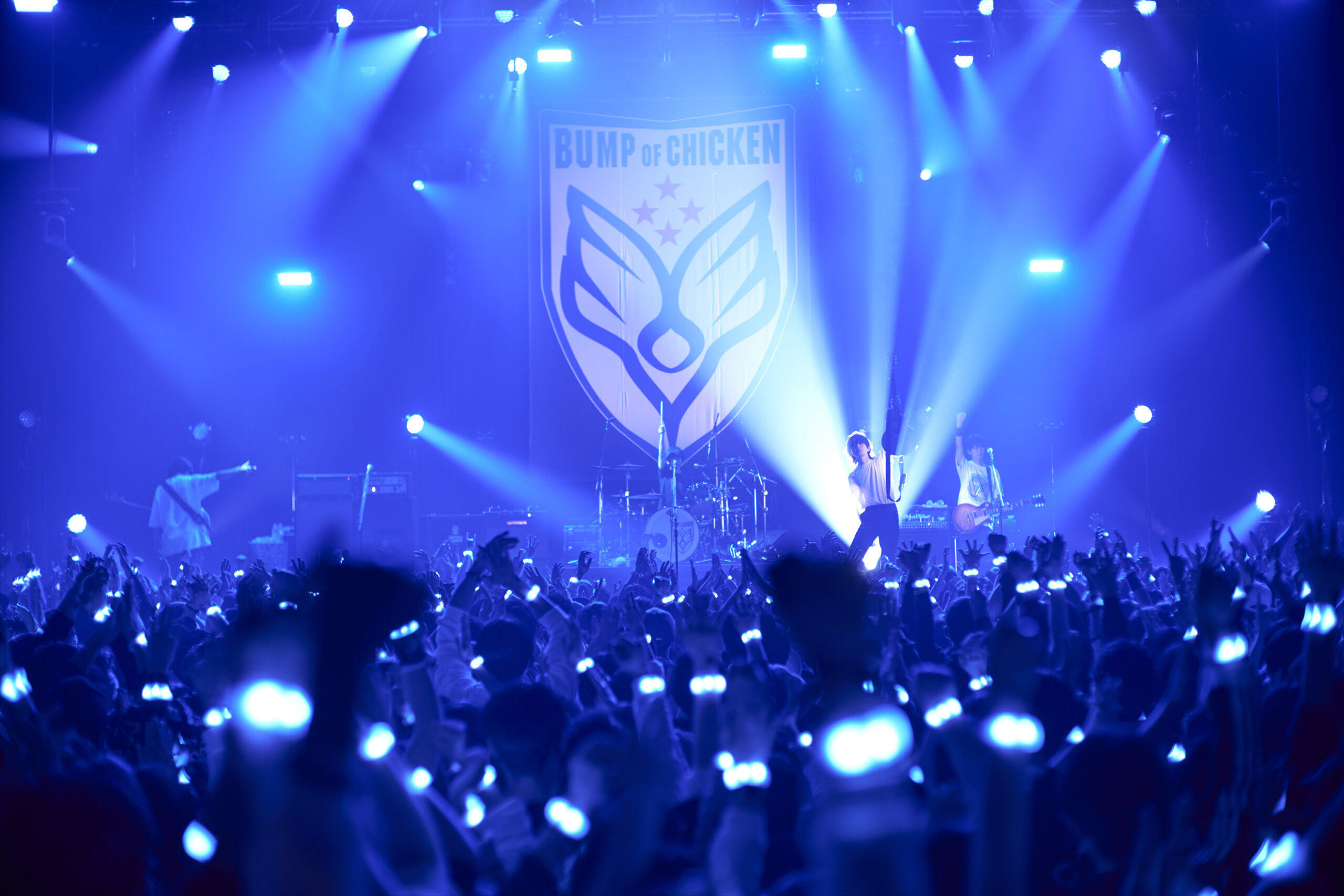 BUMP OF CHICKEN、結成25周年記念ライブ映像作品とシングル『SOUVENIR』を同時リリース｜「Silver Jubilee TOUR」宮城公演 Day1より（撮影：太田好治）