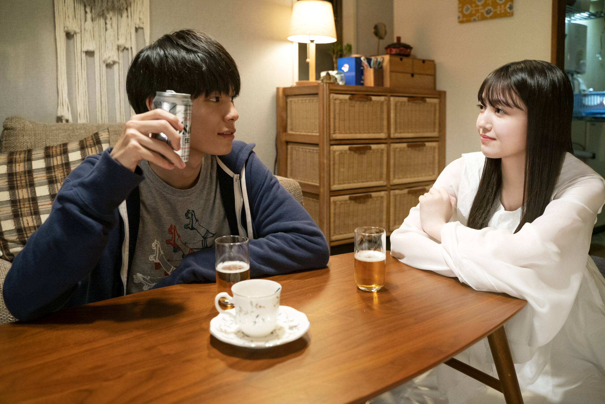 乃木坂46 久保史緒里が可愛すぎる幽霊に、初主演映画『左様なら今晩は』本編映像公開|©︎2022 山本中学・少年画報社/「左様なら今晩は」製作委員会