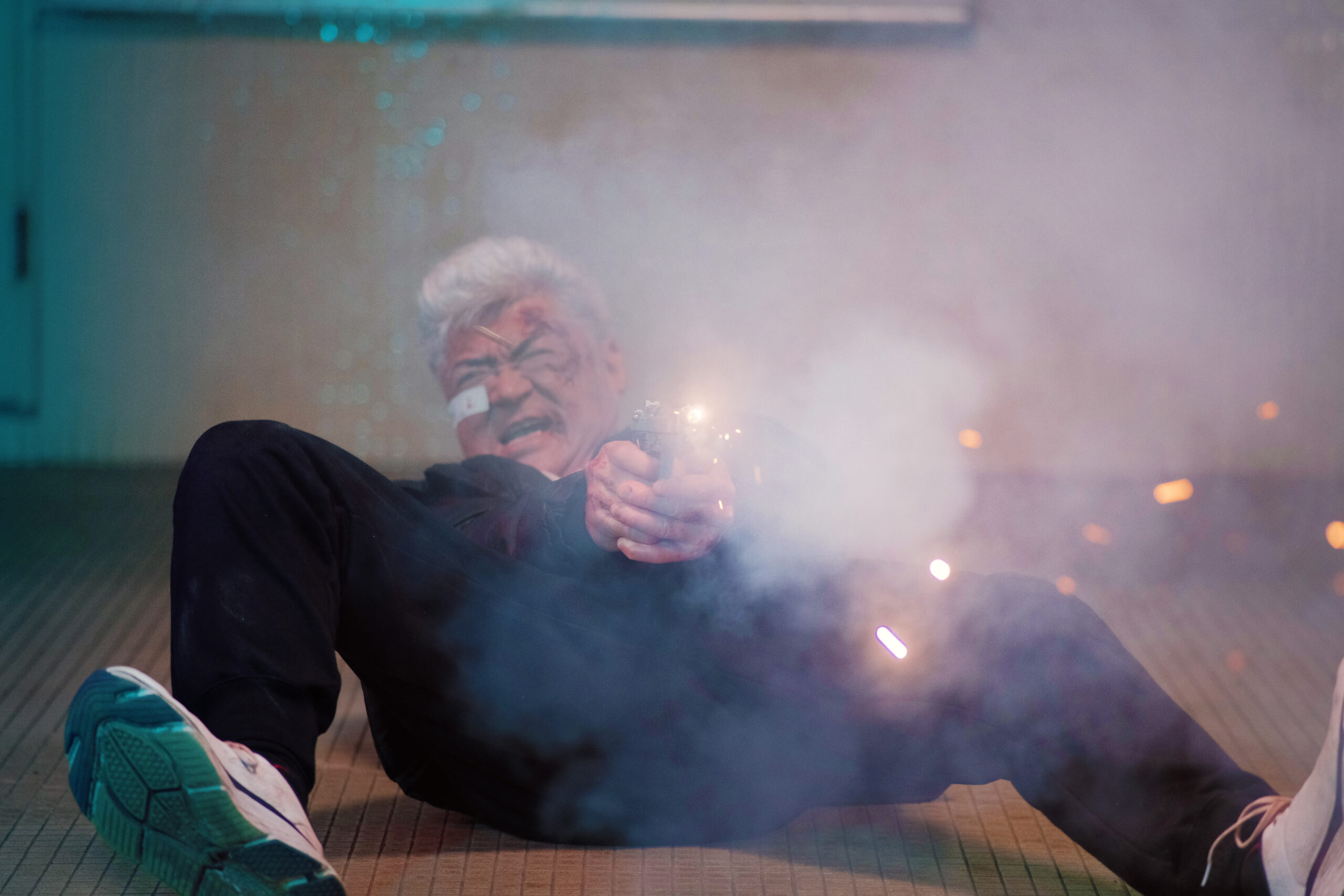 CG＆スタントなしのアクションに挑む　小沢仁志”還暦記念映画”『BAD CITY』予告編が公開｜© 2022「BAD CITY」製作委員会