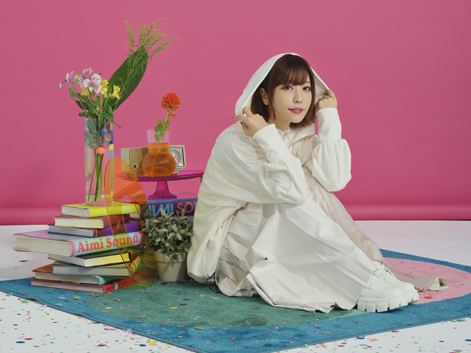 愛美、4月スタートのTVアニメ『魔法少女マジカルデストロイヤーズ』OPテーマを担当｜