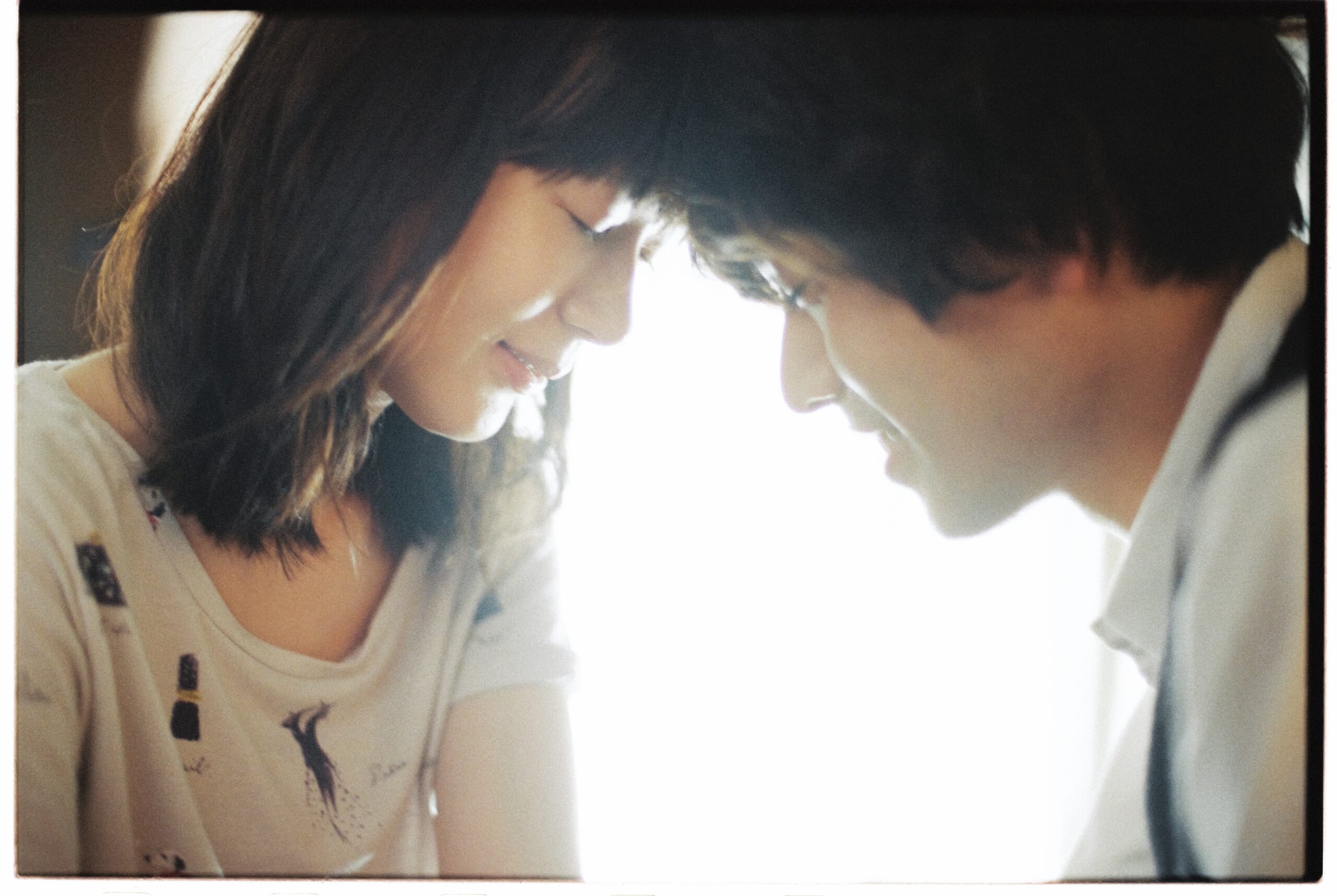 ⿊⽻⿇璃央と穂志もえか“病み”を抱えるカップルに 『生きててごめんなさい』特報&場面写真公開|©2023 ikigome Film Partners
