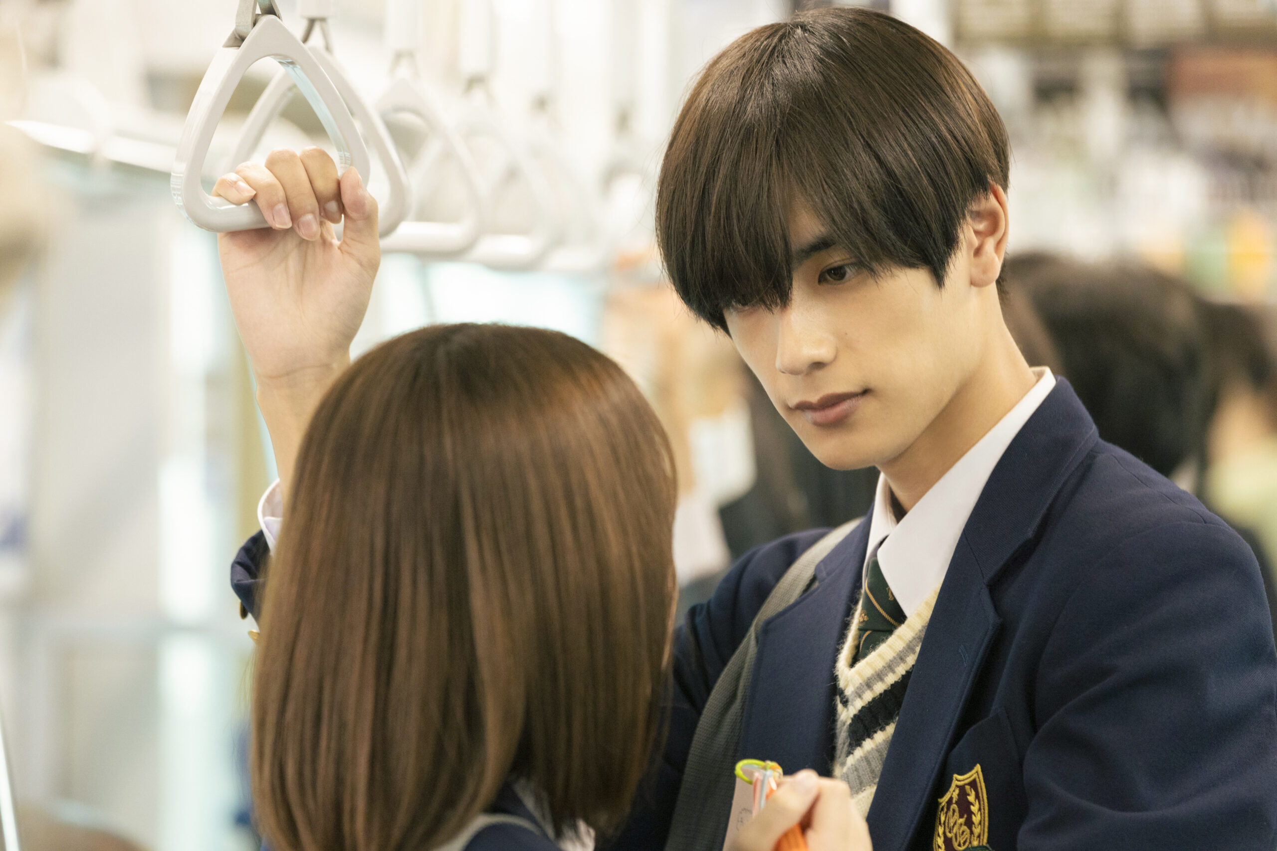 なにわ男子・高橋恭平主演『なのに、千輝くんが甘すぎる。』恋の波乱を予感させる場面写真公開｜©2023「なのに、千輝くんが甘すぎる。」製作委員会  ©亜南くじら／講談社