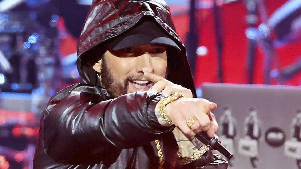 “ロックの殿堂”がジャンルの多様性についての声明を公開｜Eminem - Full Live at Rock & Roll Hall of Fame 2022 Induction ft. Ed Sheeran & Steven Tyler (4K)