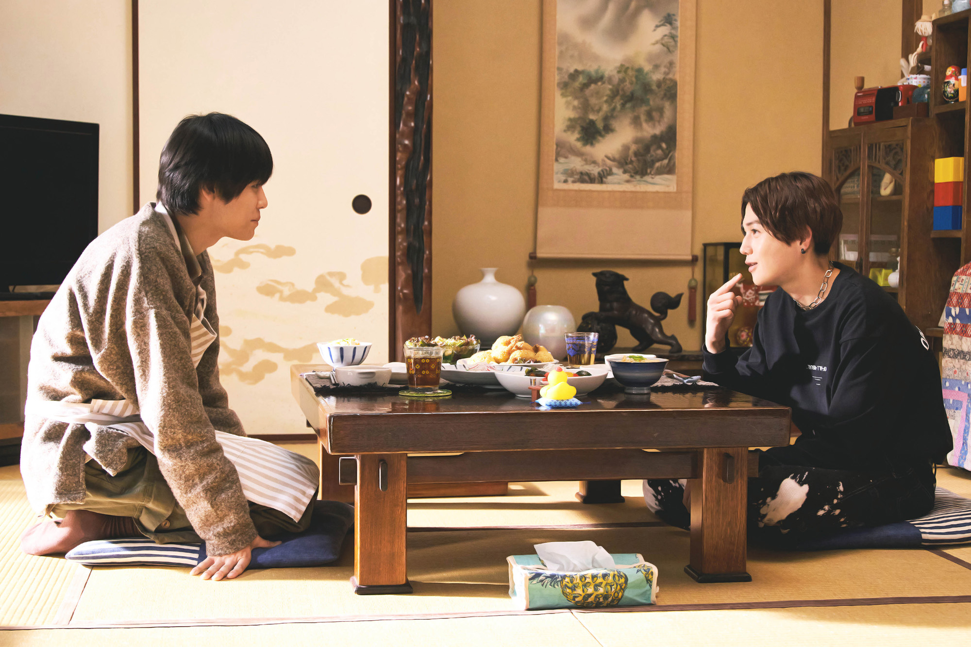 萩原利久＆⼋⽊勇征W主演『劇場版　美しい彼〜eternal〜』秘伝の“エビコロ”レシピ公開｜ ©2023 劇場版「美しい彼〜eternal〜」 製作委員会