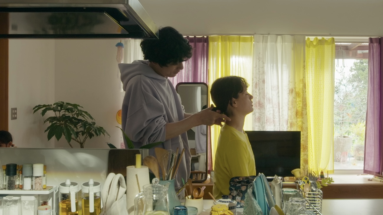 坂口健太郎＆市川実日子が理想の朝を過ごす、『サイド バイ サイド 隣にいる人』本編映像公開｜©2023『サイド バイ サイド』製作委員会