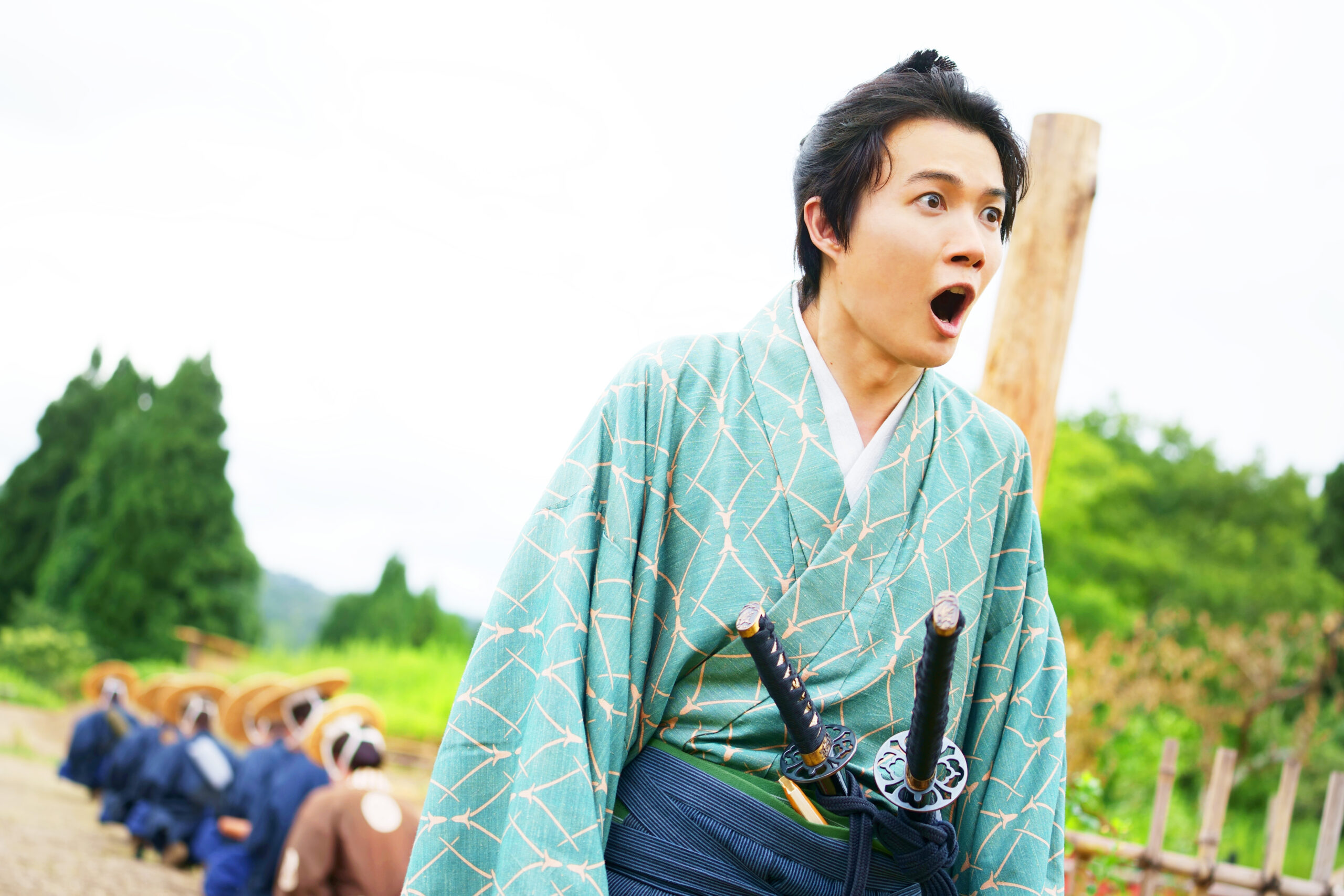映画『大名倒産』神木隆之介30歳の誕生日を記念したキュートな特別映像公開｜© 2023映画『⼤名倒産』製作委員会