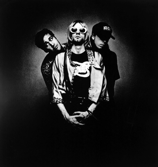 ニルヴァーナのメンバー3人がサインしたカート・コバーンのギターがオークションに出品される｜Nirvana