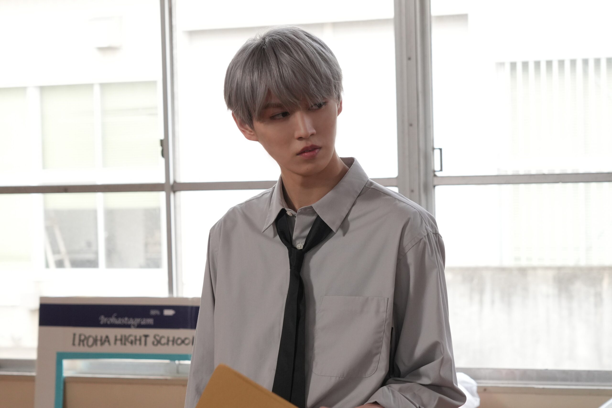 『夜が明けたら、いちばんに君に会いにいく 』JO1白岩瑠姫の儚く力強い場面写真4点解禁|©2023『夜が明けたら、いちばんに君に会いにいく』製作委員会