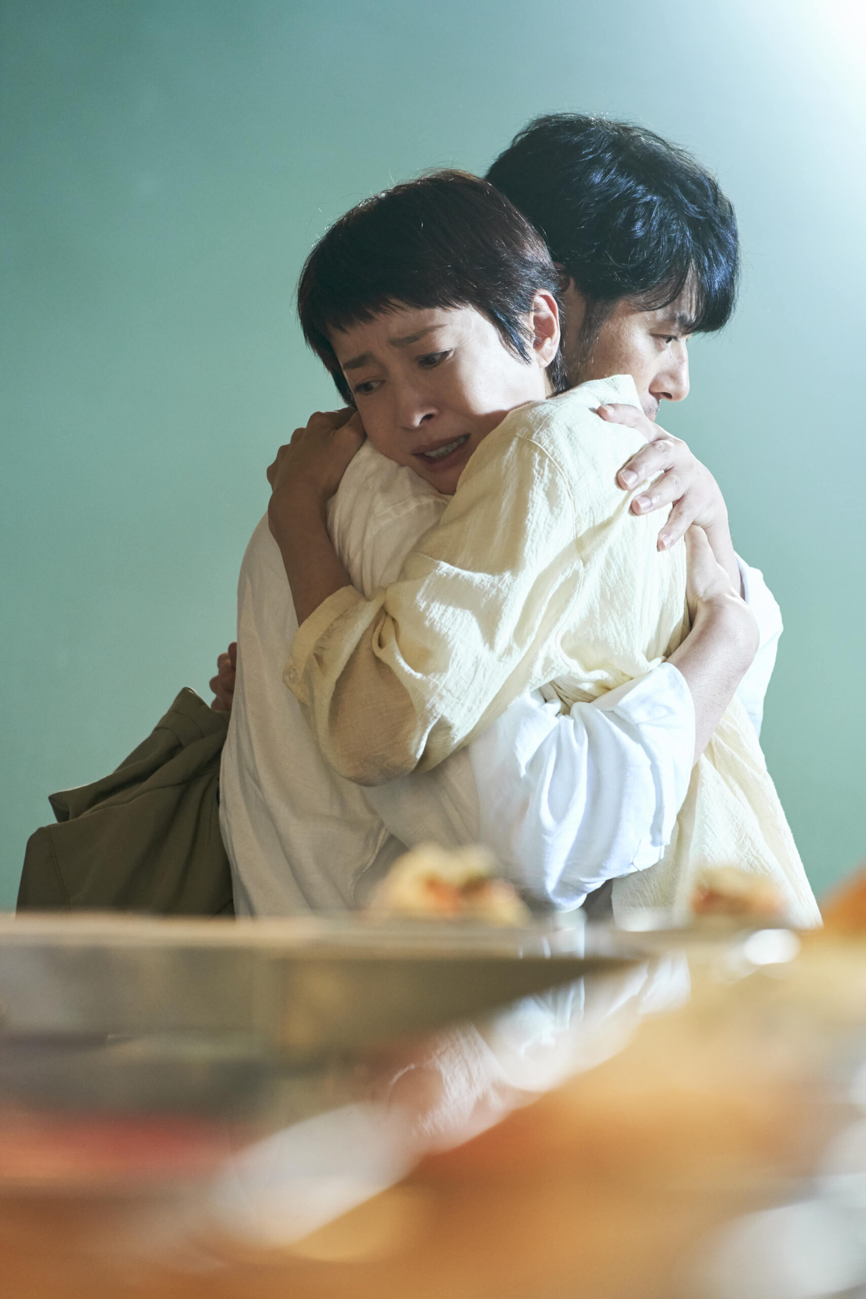 宮沢りえとオダギリジョーが抱き合うカットも　映画『月』場面写真7点解禁｜（C）2023『月』製作委員会