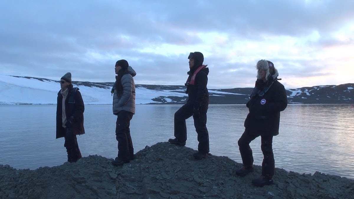 メタリカが南極大陸でライブした経験を語る　環境を配慮した契約とは？｜Metallica Freeze 'Em All in Antarctica