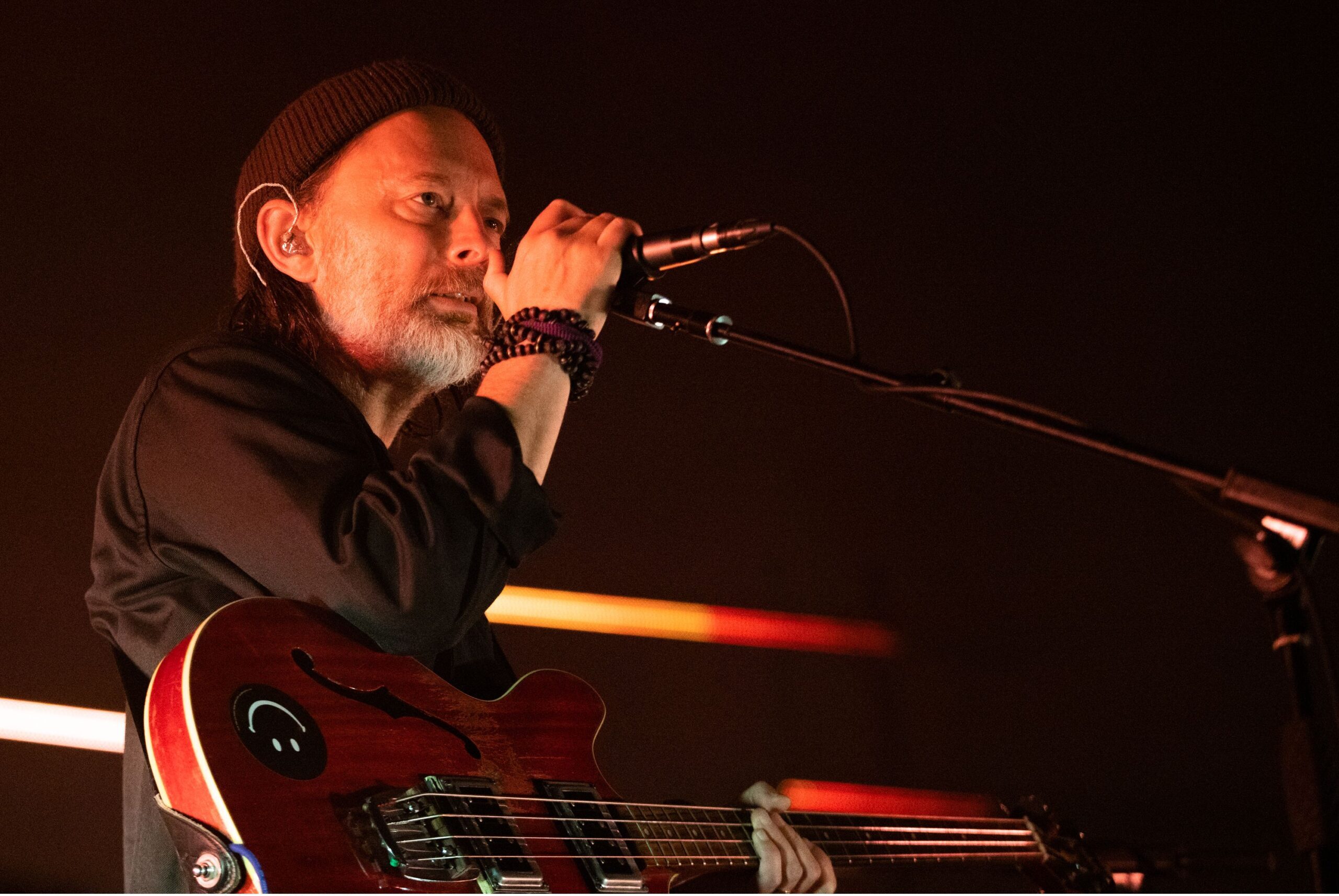 トム・ヨークがレディオヘッドの『OK Computer』は酔った状態でレコーディングしたと明かす｜Photo by Adela Loconte/Shutterstock
