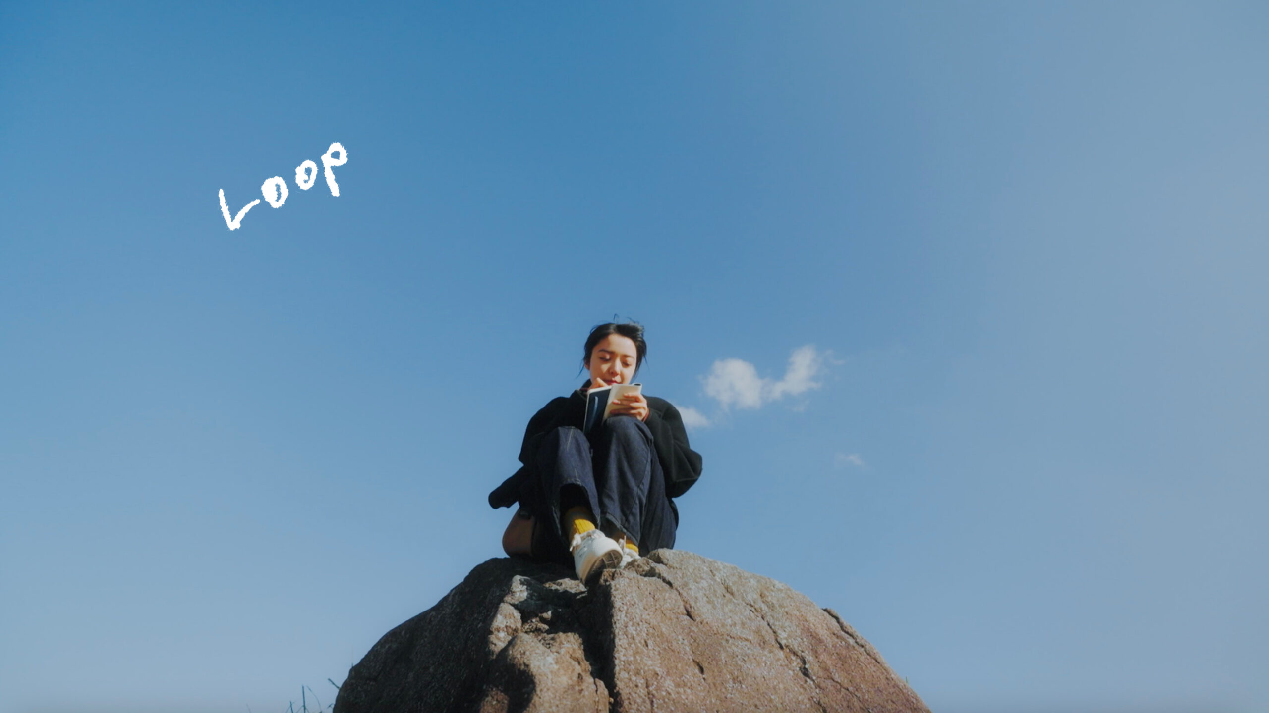 上白石萌音の新曲「Loop」MV公開、日常に近い表情で「繰り返す日々の愛おしさ」描く|