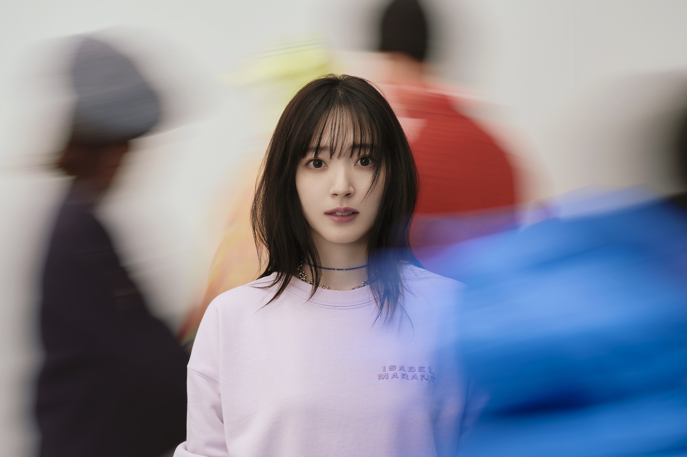 鈴木愛理、2022年以降の活動を記録した新アルバム『28/29』ビジュアル＆収録内容公開｜