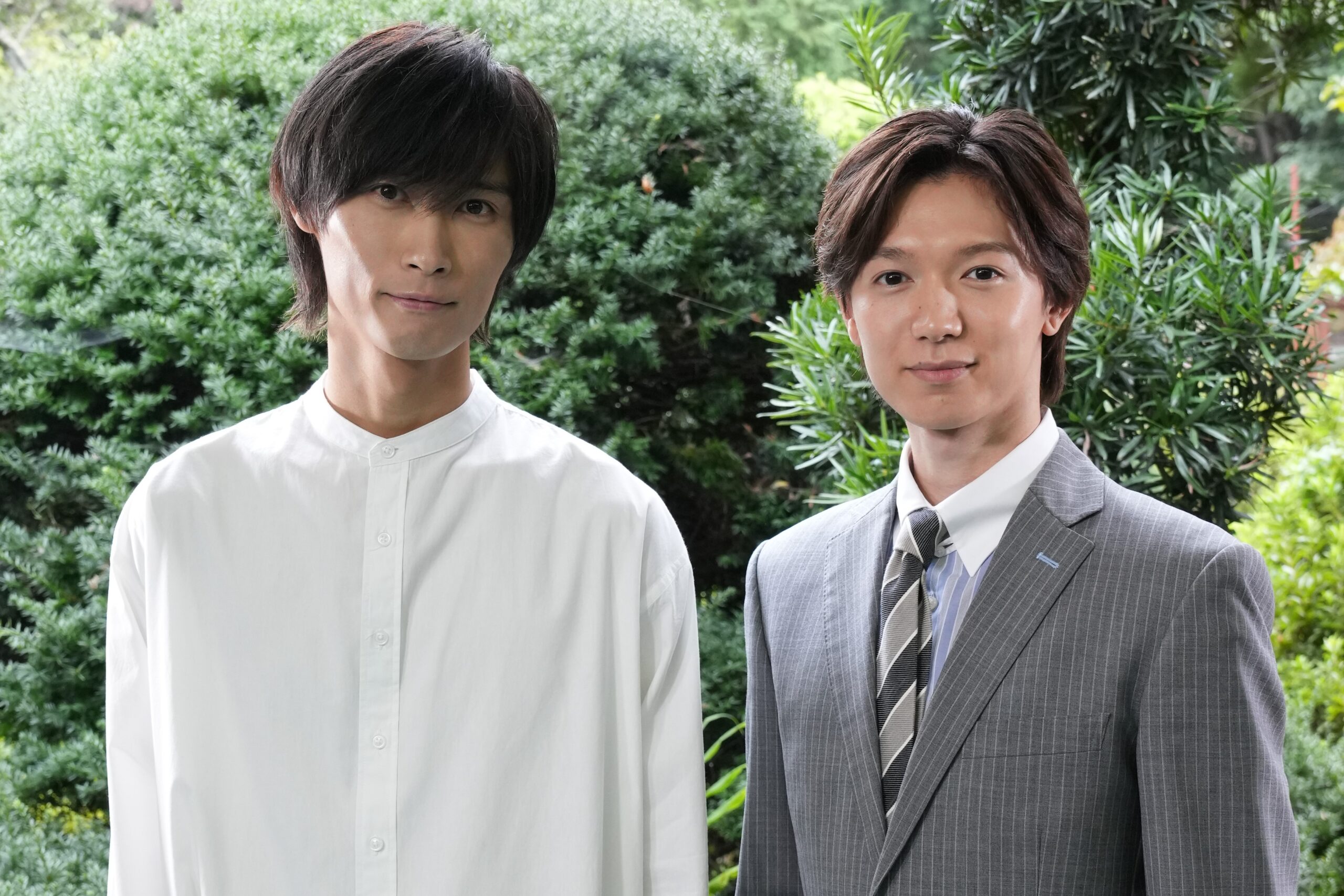 『連続ドラマW 坂の上の赤い屋根』七五三掛龍也が橋本良亮にサプライズ仕掛ける秘蔵動画公開｜