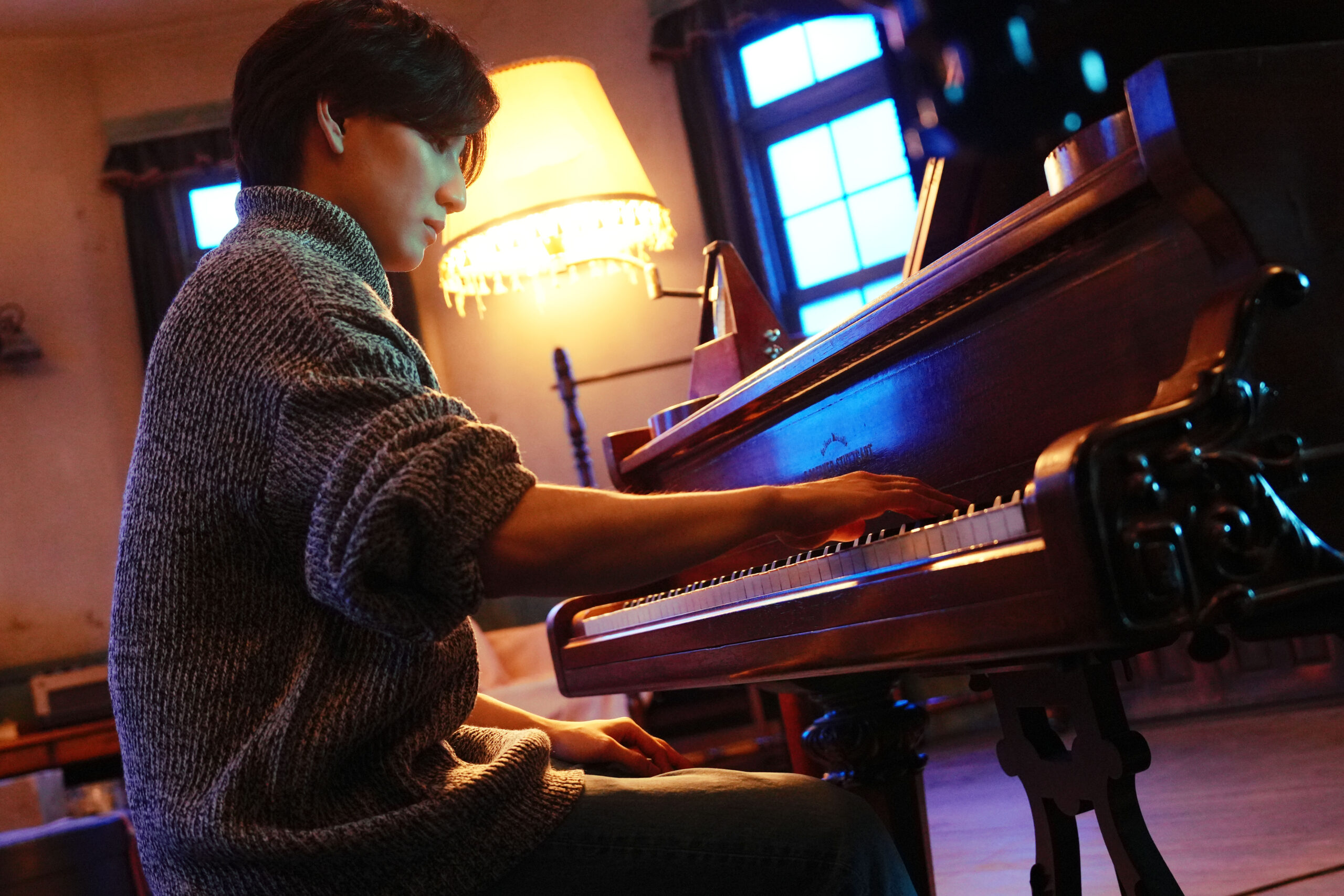京本大我の豊富な音楽経験がシンクロする“湊人”とは　映画『言えない秘密』新場面写真解禁｜©︎2024「言えない秘密」製作委員会