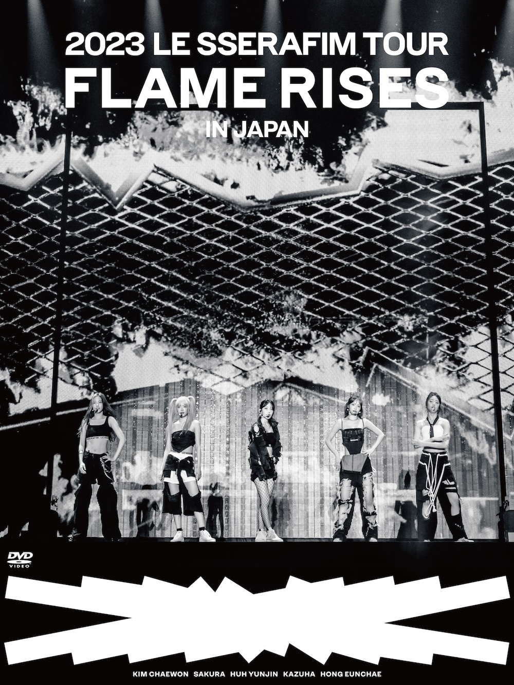 『2023 LE SSERAFIM TOUR ‘FLAME RISES’ IN JAPAN』初回限定盤DVDジャケット (P)&(C) SOURCE MUSIC