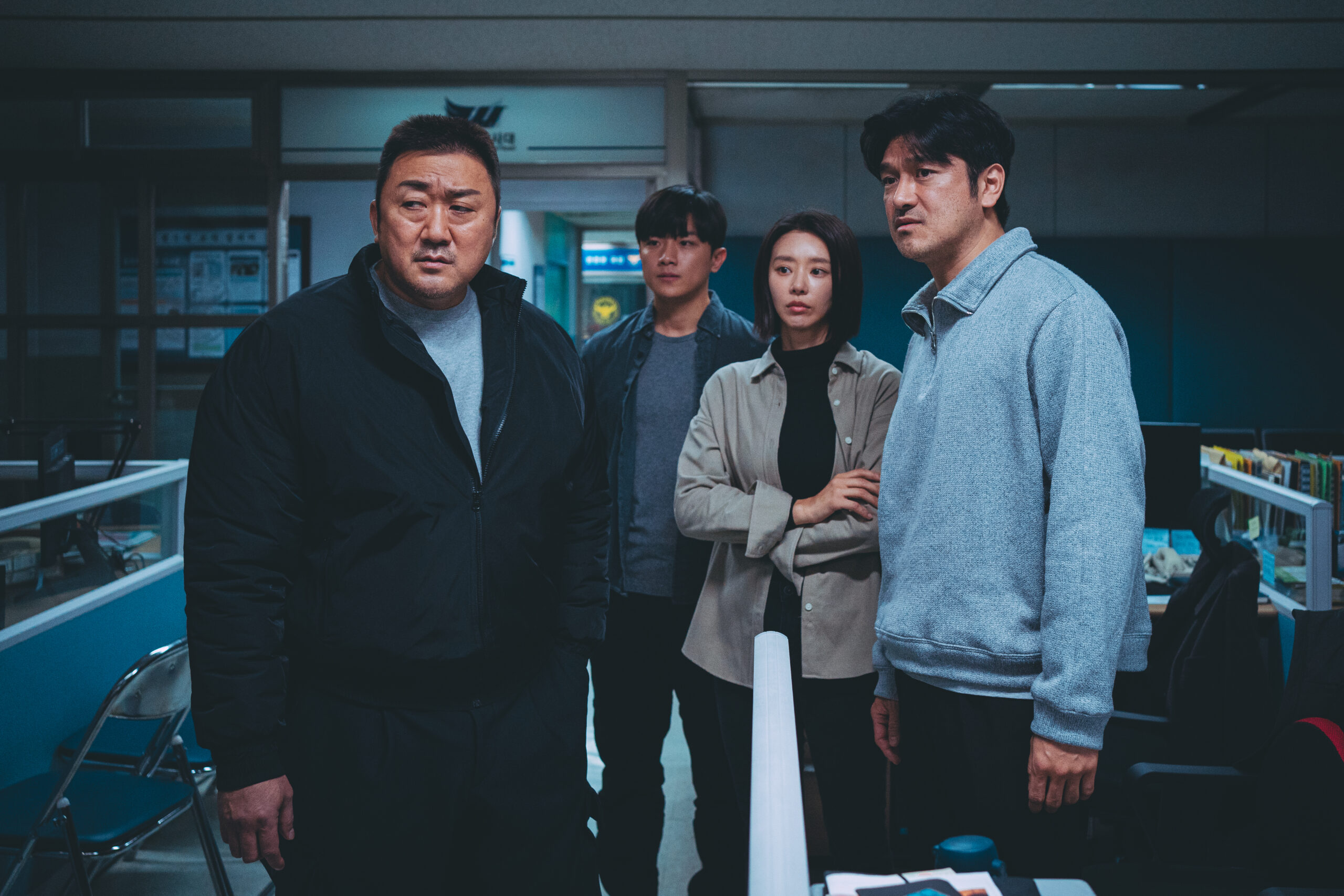 『犯罪都市 PUNISHMENT』場面写真10点解禁、“怪物刑事”マ・ドンソクが健在の力技披露｜ (C) 2024 ABO Entertainment Co.,Ltd. & BIGPUNCH PICTURES & HONG FILM & B.A.ENTERTAINMENT CORPORATION, ALL RIGHTS RESERVED.