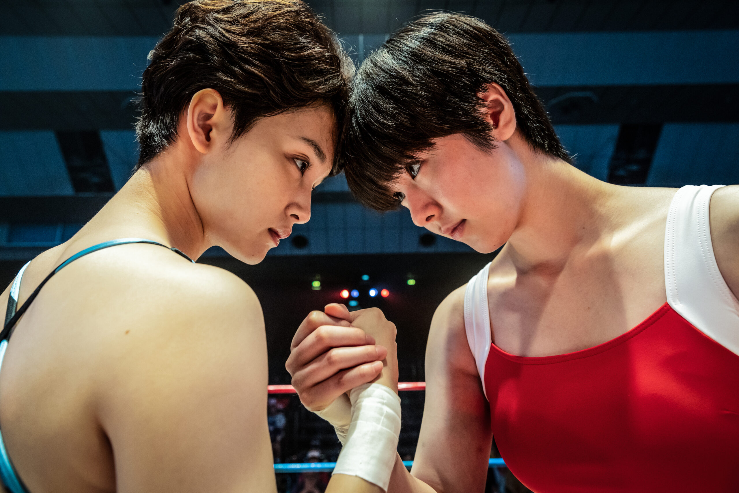 唐田えりか×剛力彩芽が“あの熱狂”を再燃　『極悪女王』クラッシュ・ギャルズの場面写真解禁｜