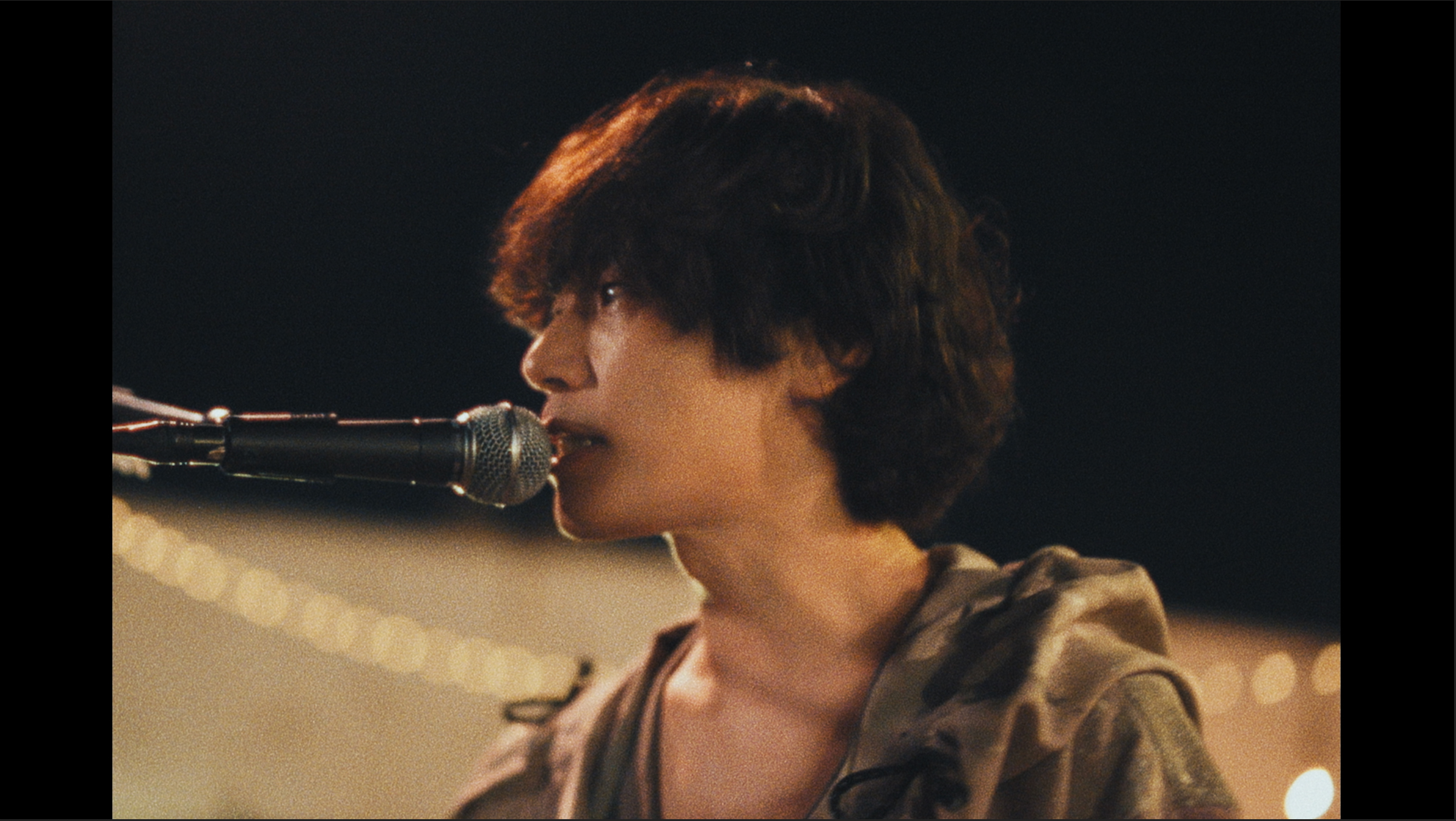 [Alexandros]、ポッキー新CM曲「Backseat」MV公開　監督は初タッグの井上青　｜