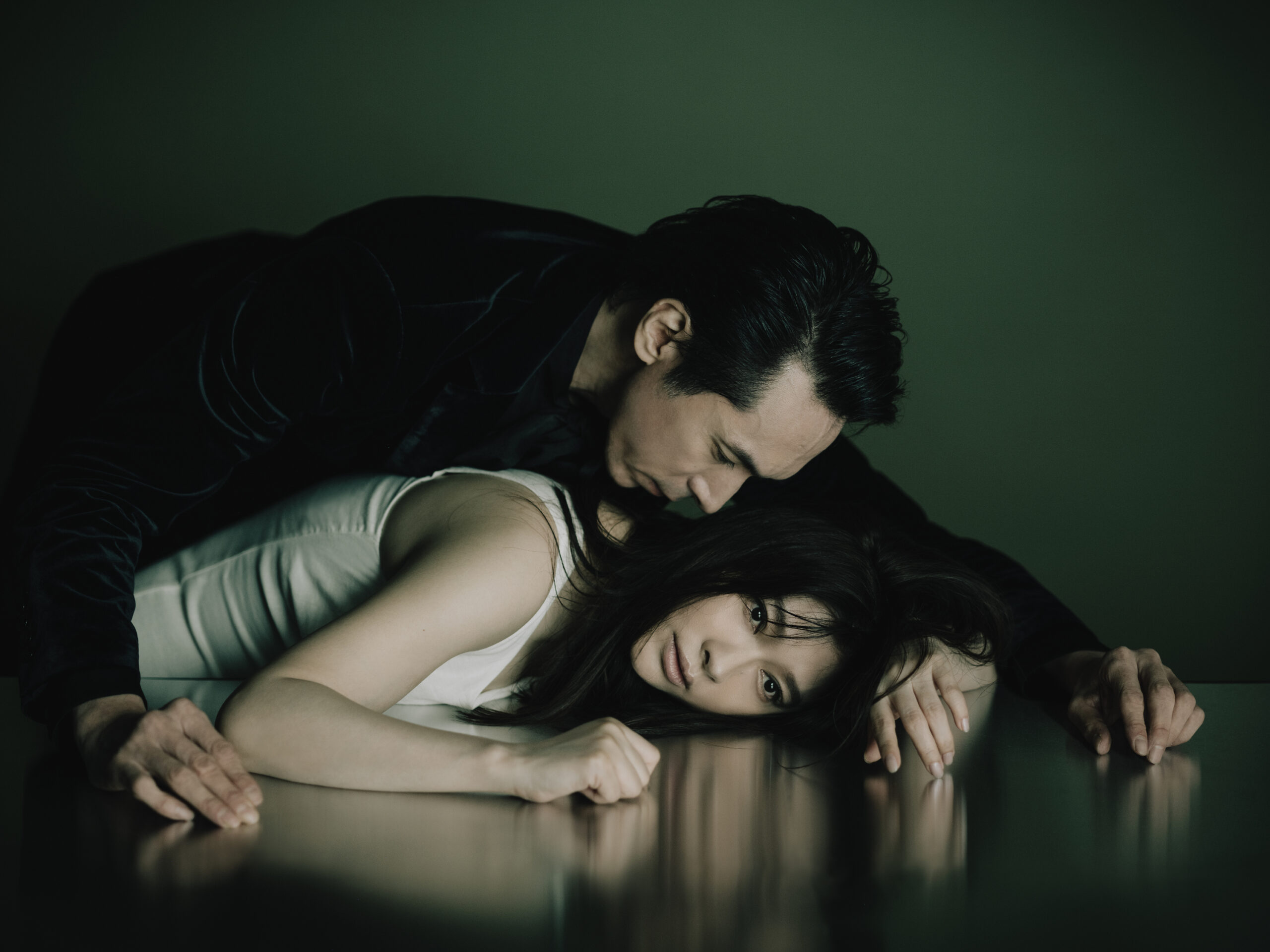 篠原涼子×首藤康之共演、行定勲が演出する『見知らぬ女の手紙』紀伊国屋ホールで12月上演｜