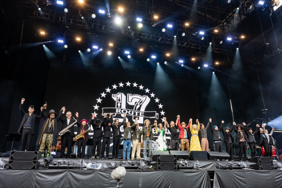 庄村聡泰のフジロック’24滞在記──洋邦どちらのショーマンシップにも痺れたDAY1｜Bezzy[ベジー]｜アーティストをもっと好きになる ...