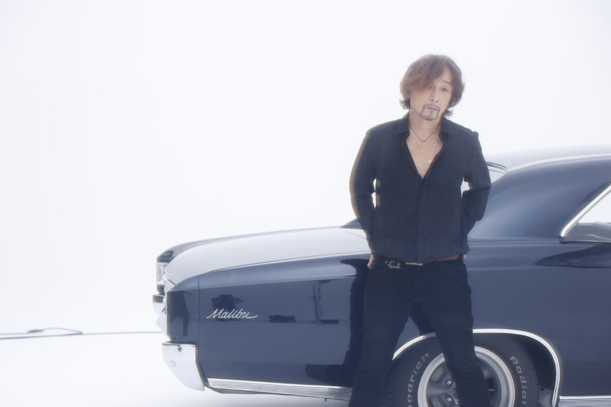 浅井健一が求め続ける“化学反応”の正体 ソロ最新アルバムに込めた今の