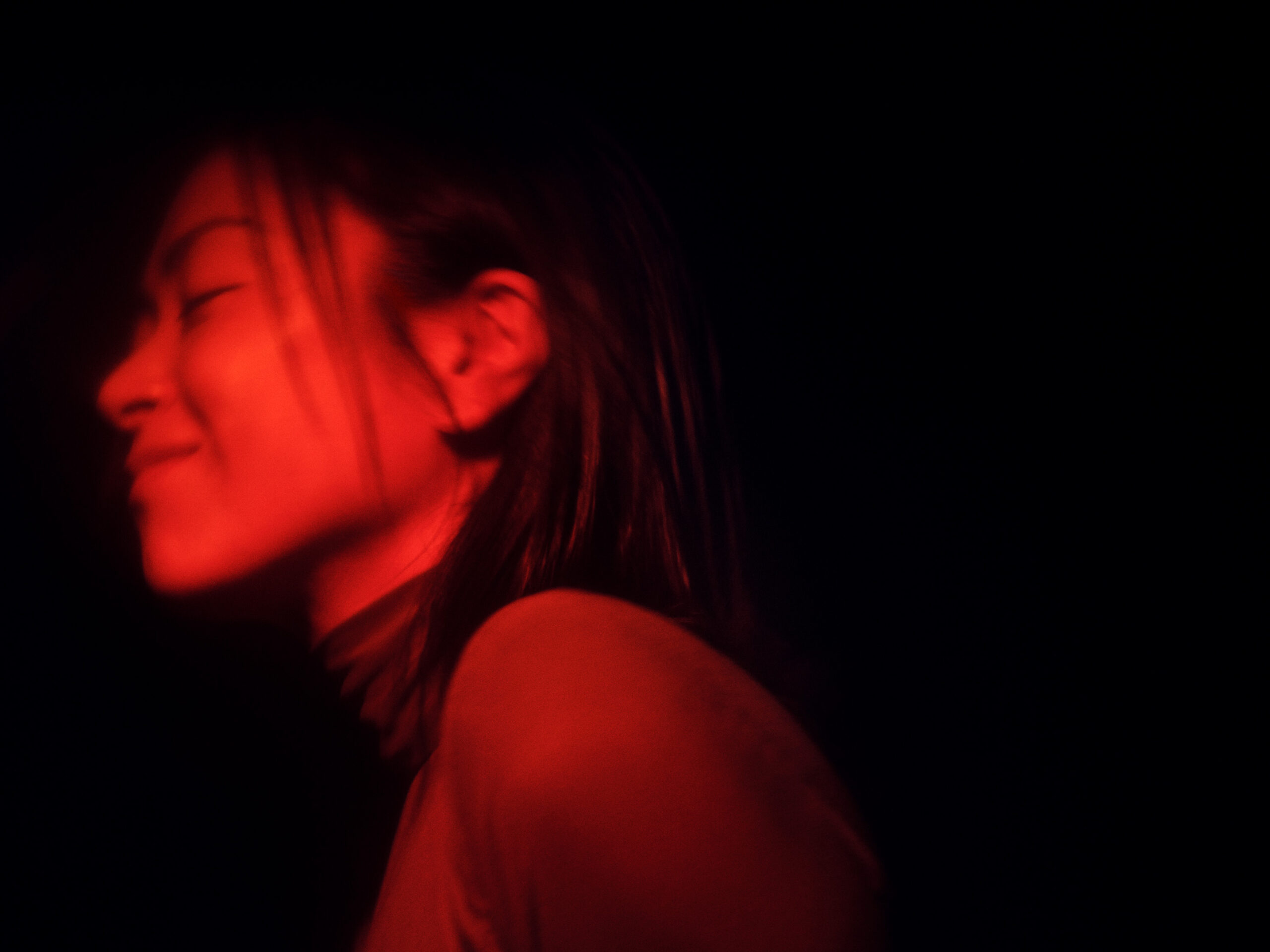 本日デビュー26年迎えた宇多田ヒカル、今年の活動を象徴する「Electricity」MV公開｜