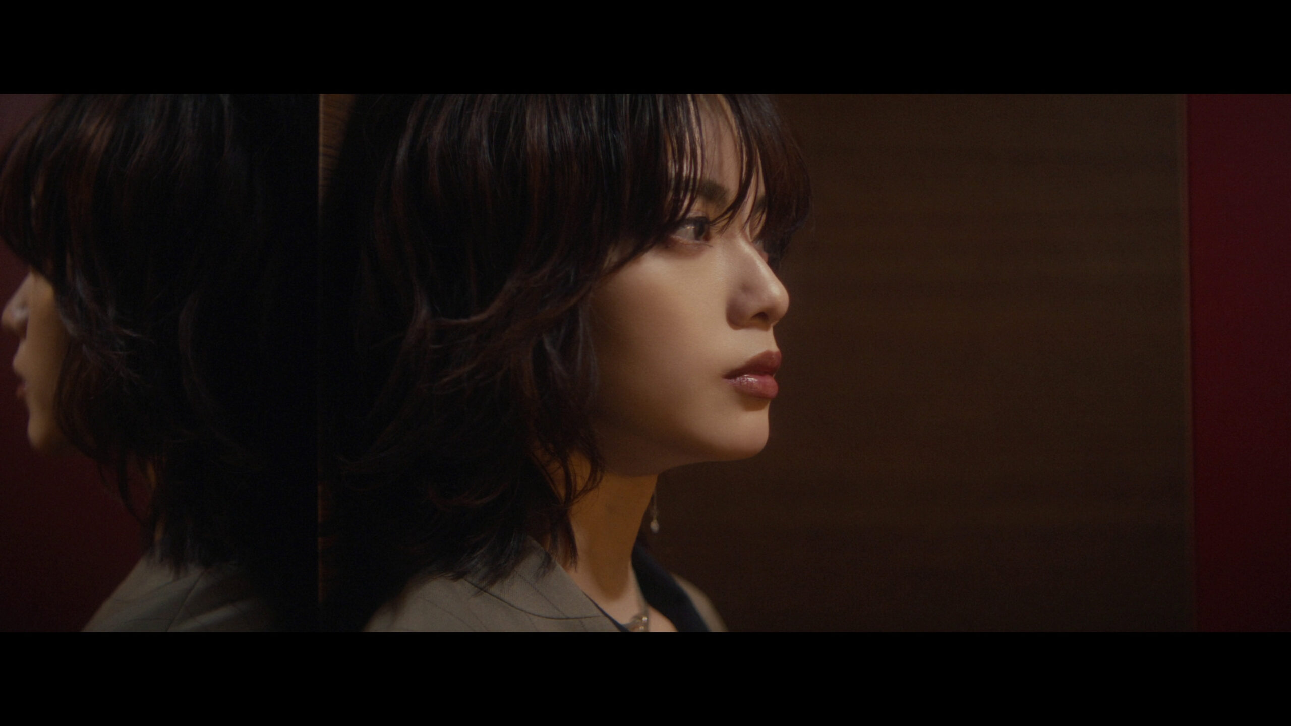 平手友梨奈の新曲バラード「ALL I WANT」配信開始、MVで切ない大人の恋を描く｜平手友梨奈「ALL I WANT」MVサムネイル