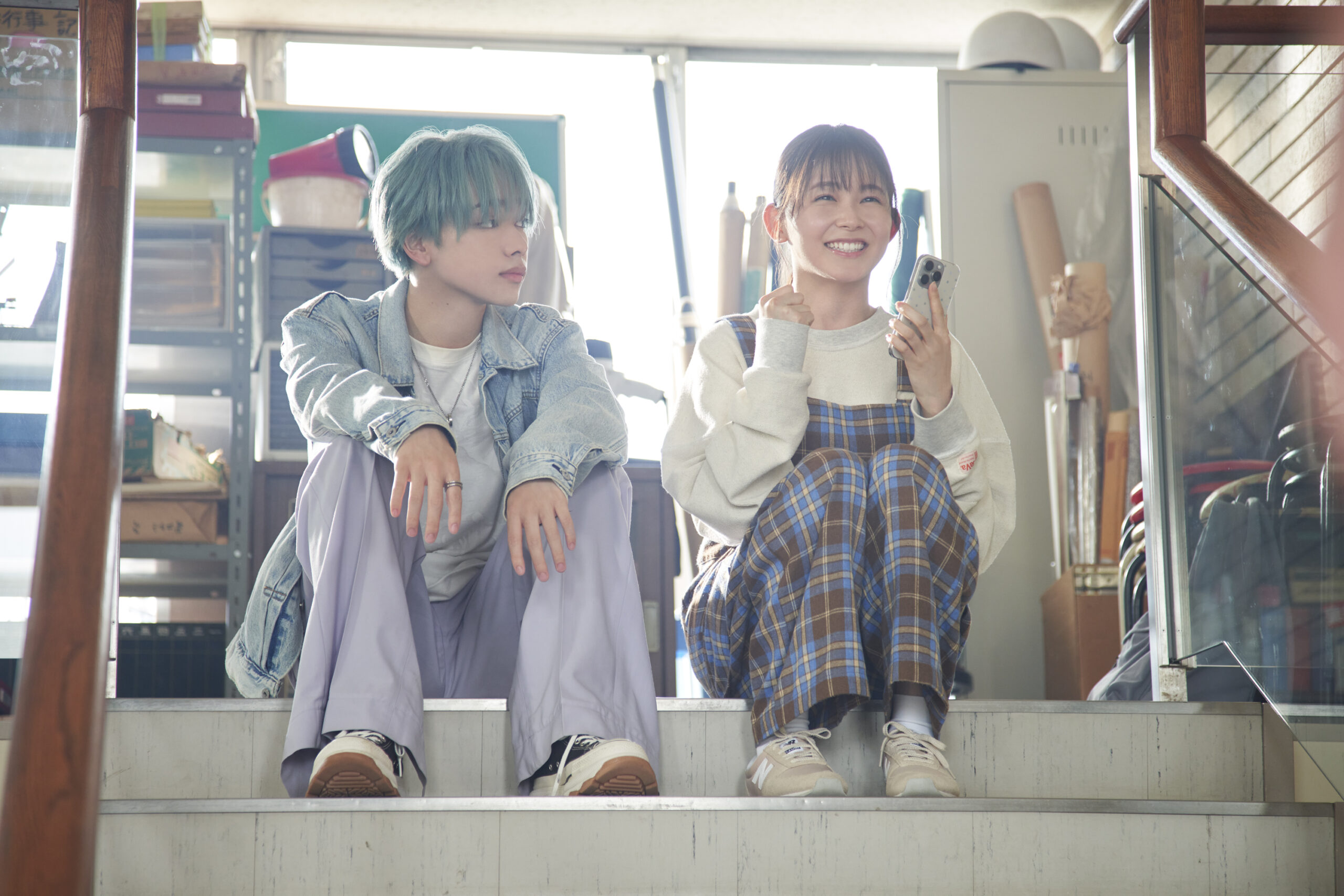 宮世琉弥×久間田琳加が挑む極秘ミッションの行方は？『顔だけじゃ好きになりません』場面写真解禁｜Ⓒ2025『顔だけじゃ好きになりません』製作委員会
