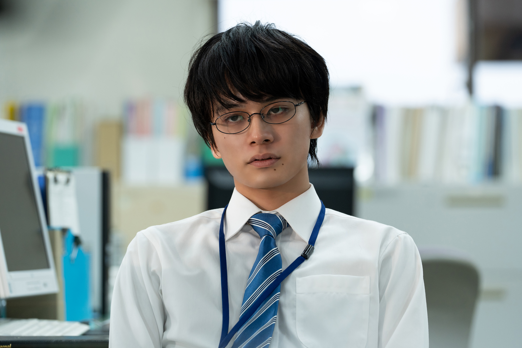 北村匠海を闇に堕とす窪田正孝と河合優実、キャストが“狂乱”の表情見せる『悪い夏』場面写真解禁｜©︎2025映画「悪い夏」製作委員会