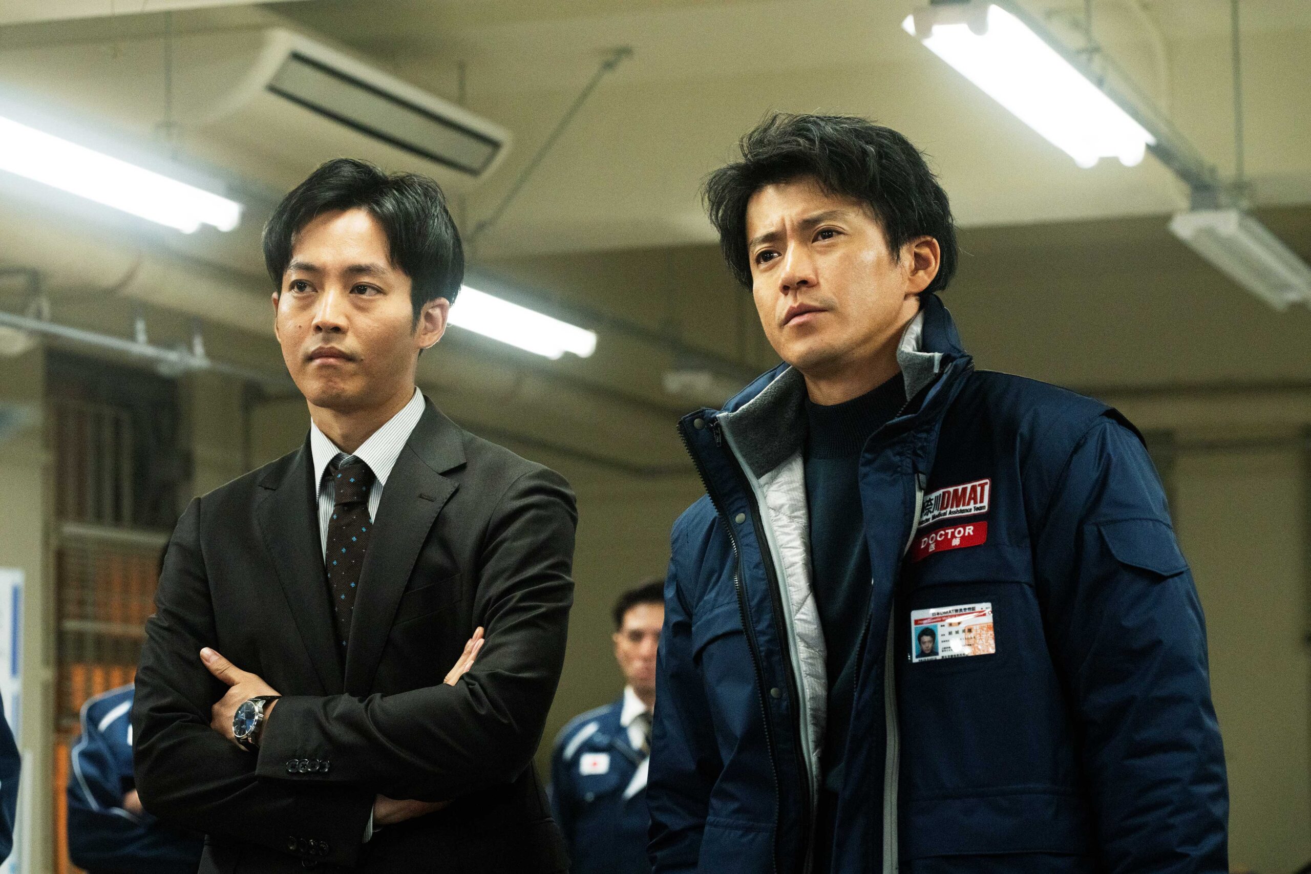小栗旬×松坂桃李×窪塚洋介×池松壮亮共演『フロントライン』特報予告＆ポスター解禁、6月公開へ｜©︎ 2025「フロントライン」製作委員会