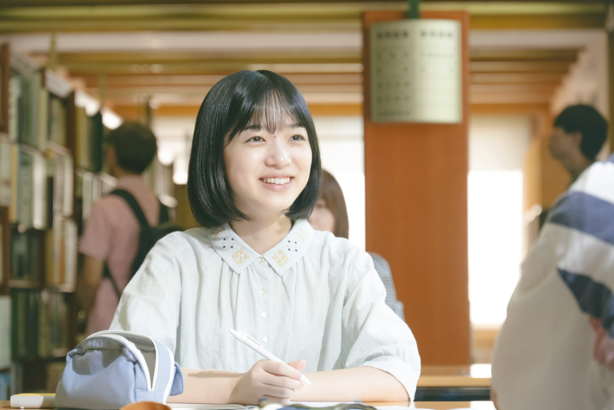 映画『か「」く「」し「」ご「」と「』原作ファンの早瀬憩が凛とした雰囲気を見せる場面写真解禁｜©︎ 2025『か「」く「」し「」ご「」と「』製作委員会 ©︎ 2017住野よる／新潮社