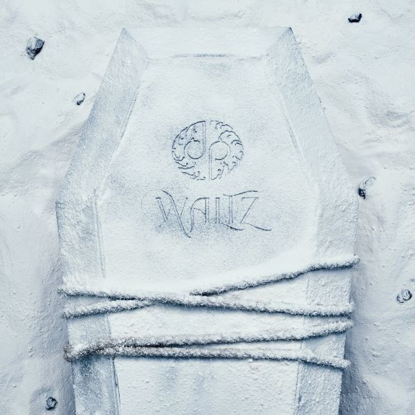 『WALTZ』完全生産限定盤 -白盤-ジャケット