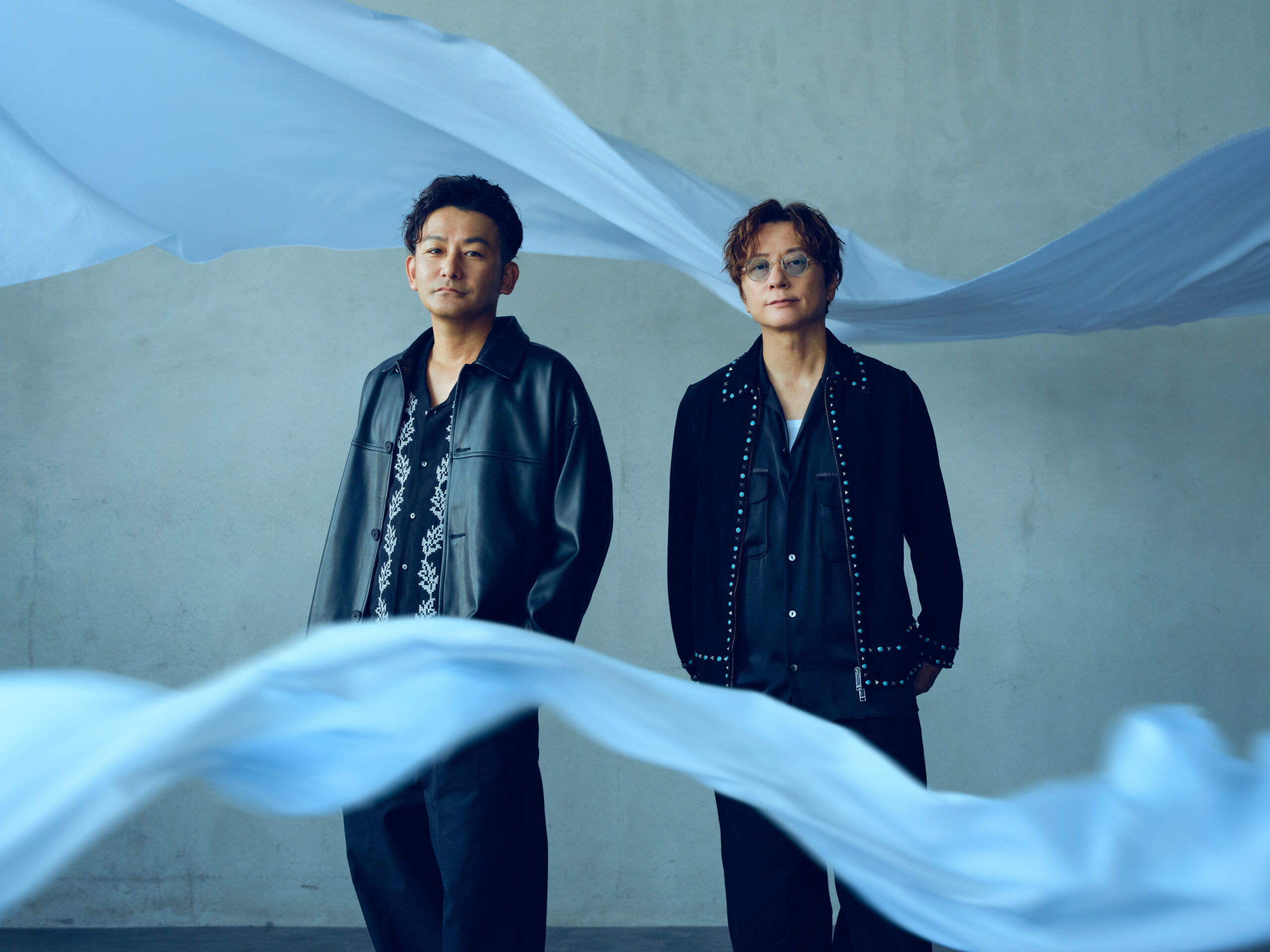 ポルノグラフィティ、“ヒロアカ”最終章のOPテーマ『THE REVO』ジャケット公開｜