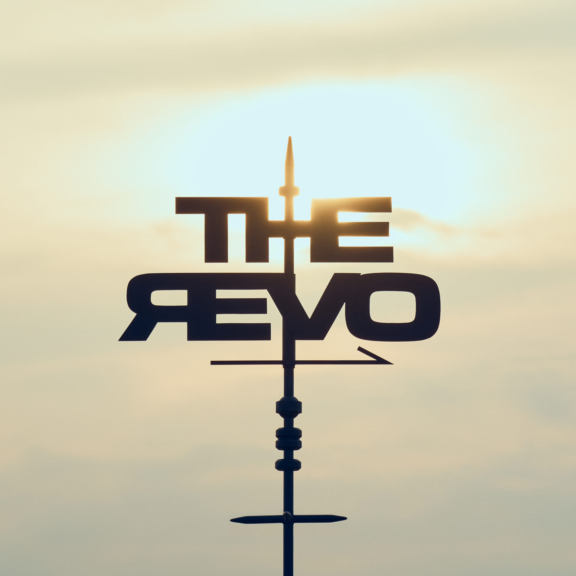 『THE REVO』通常盤ジャケット