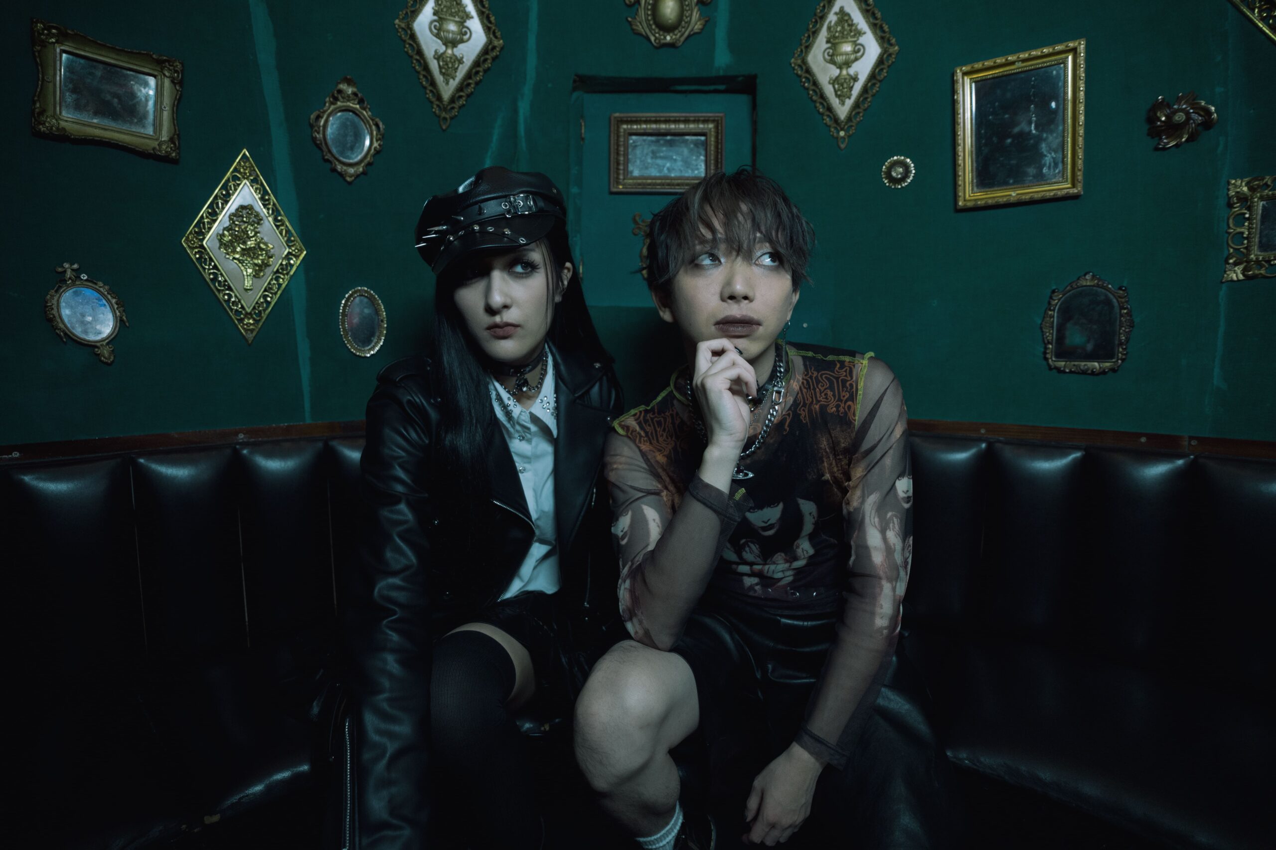 2人組オルタナティブ・アイコンCRYXISが2ndシングルリリース、平成ガールロックを現代的に解釈｜