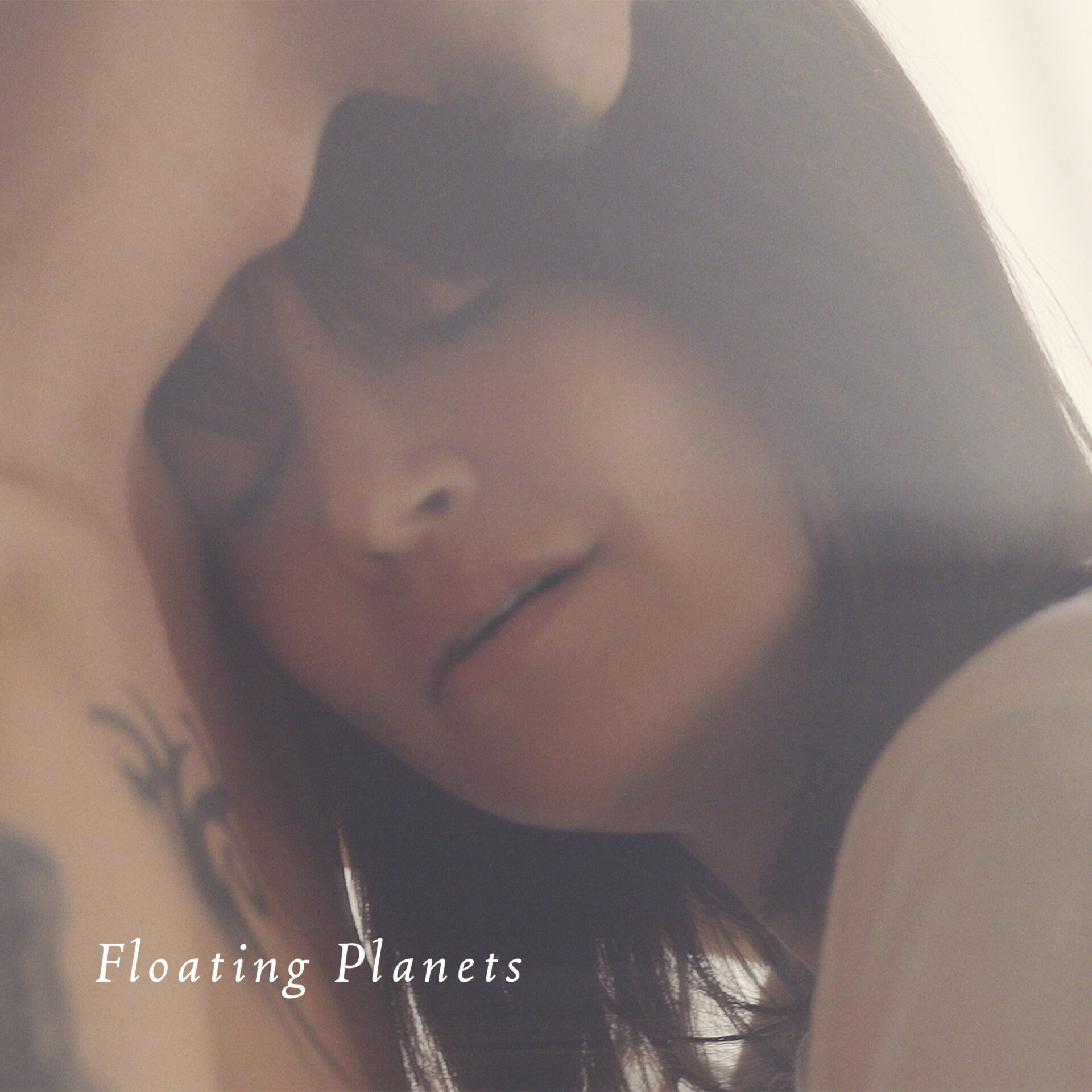 『Floating Planets』ジャケット