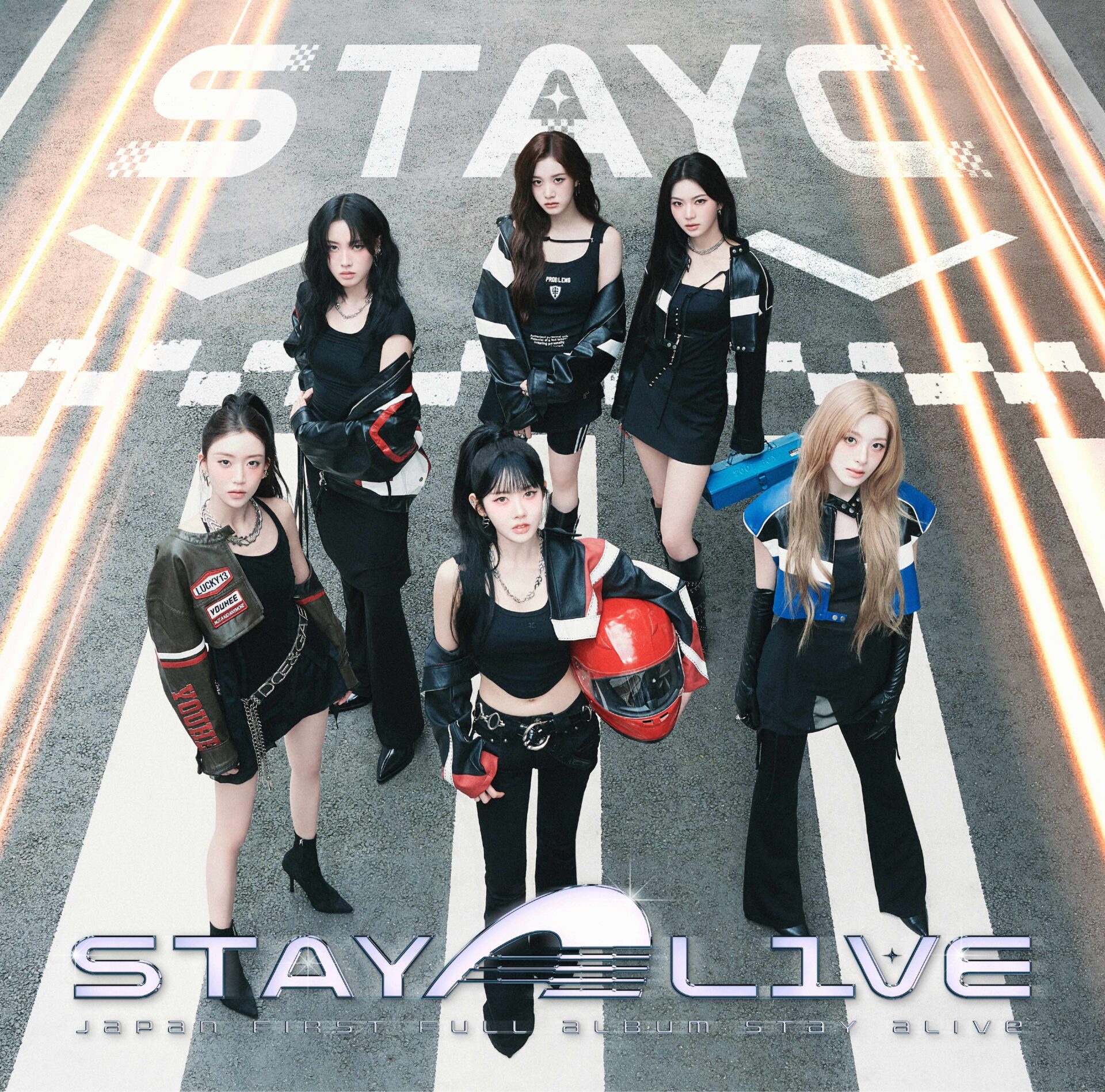 『STAY ALIVE』通常盤ジャケット