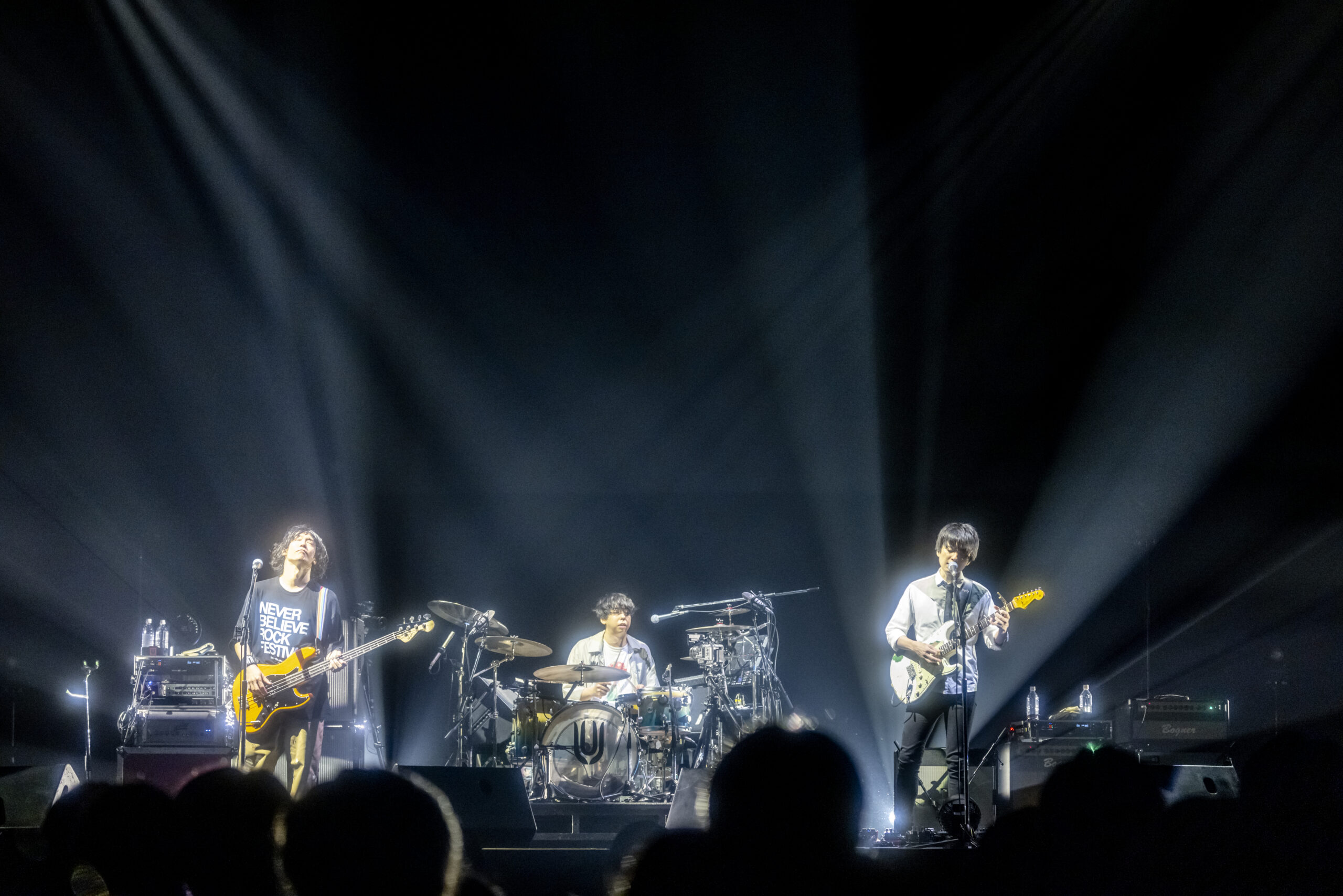 UNISON SQUARE GARDEN、1月開始のアニメ『うるわしの宵の月』でOP・ED主題歌ダブル担当｜
