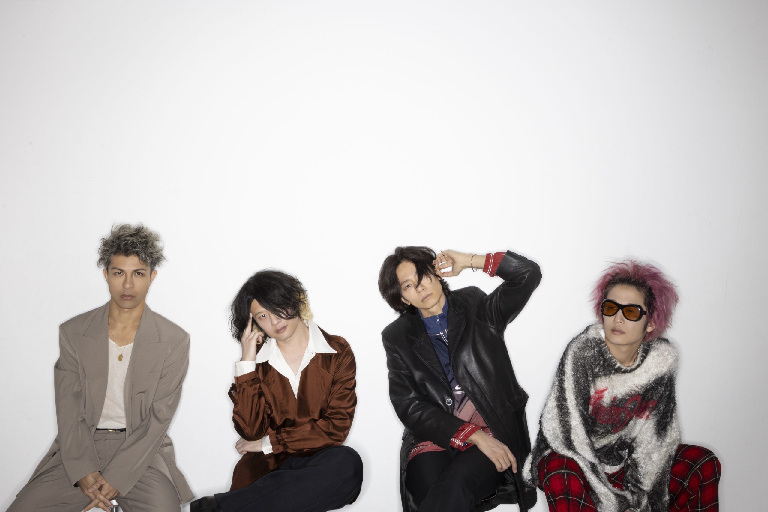 [Alexandros]が新アー写公開、来年6月からは全10公演のライブハウスツアーを巡る｜