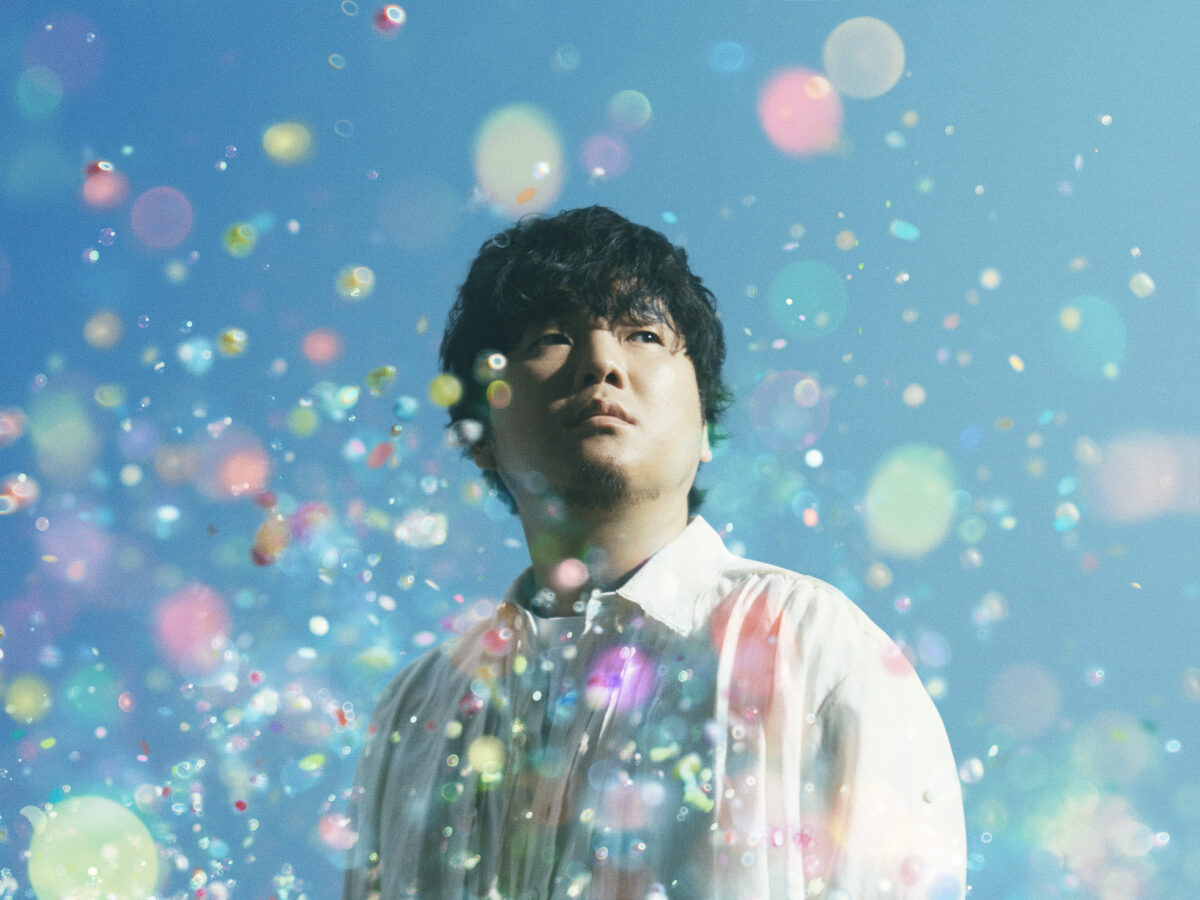 秦 基博がデビュー20周年記念BOXを8月26日リリース、CD収録曲のファン