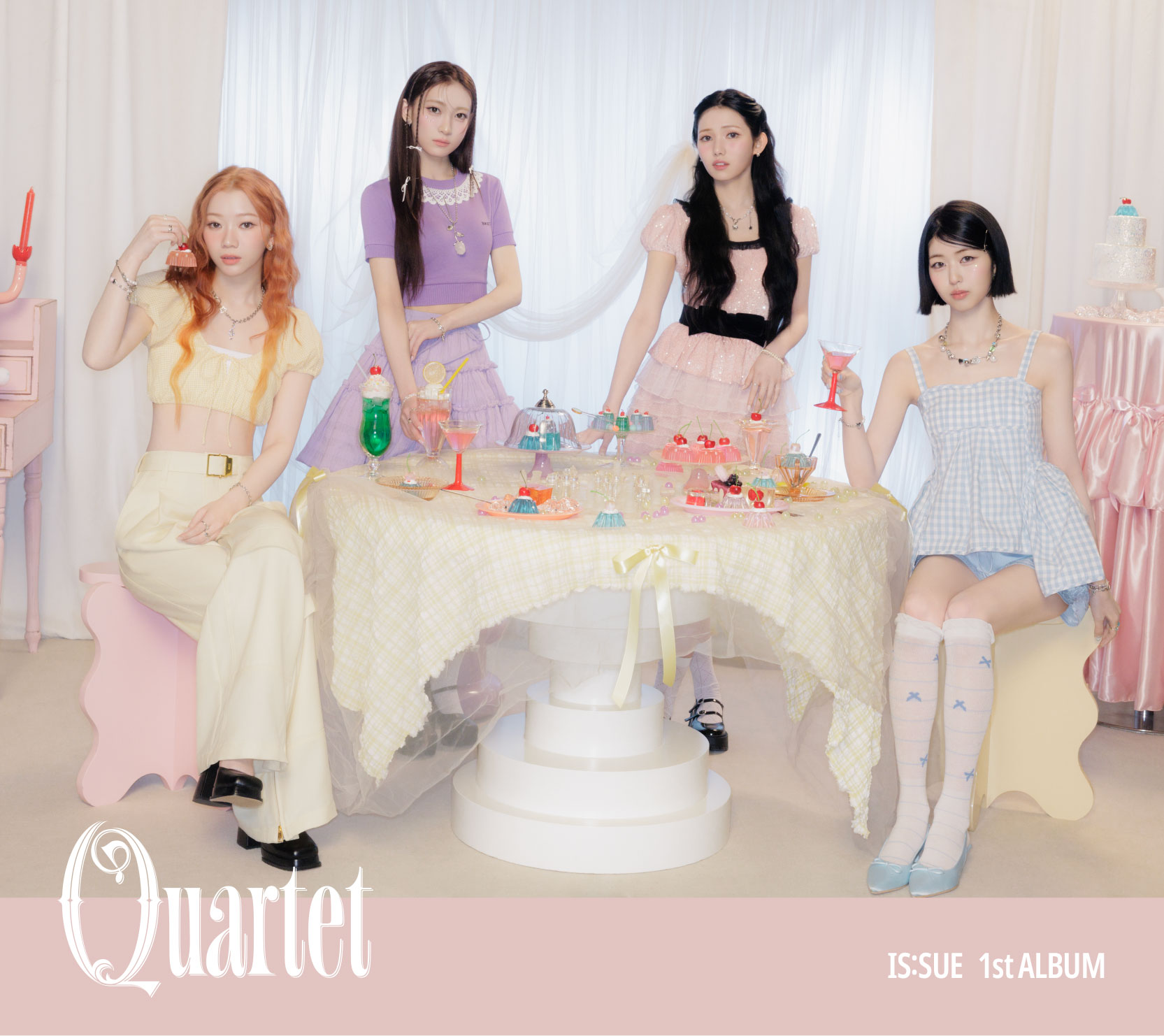 『QUARTET』初回限定盤Bジャケット ©︎LAPONE GIRLS