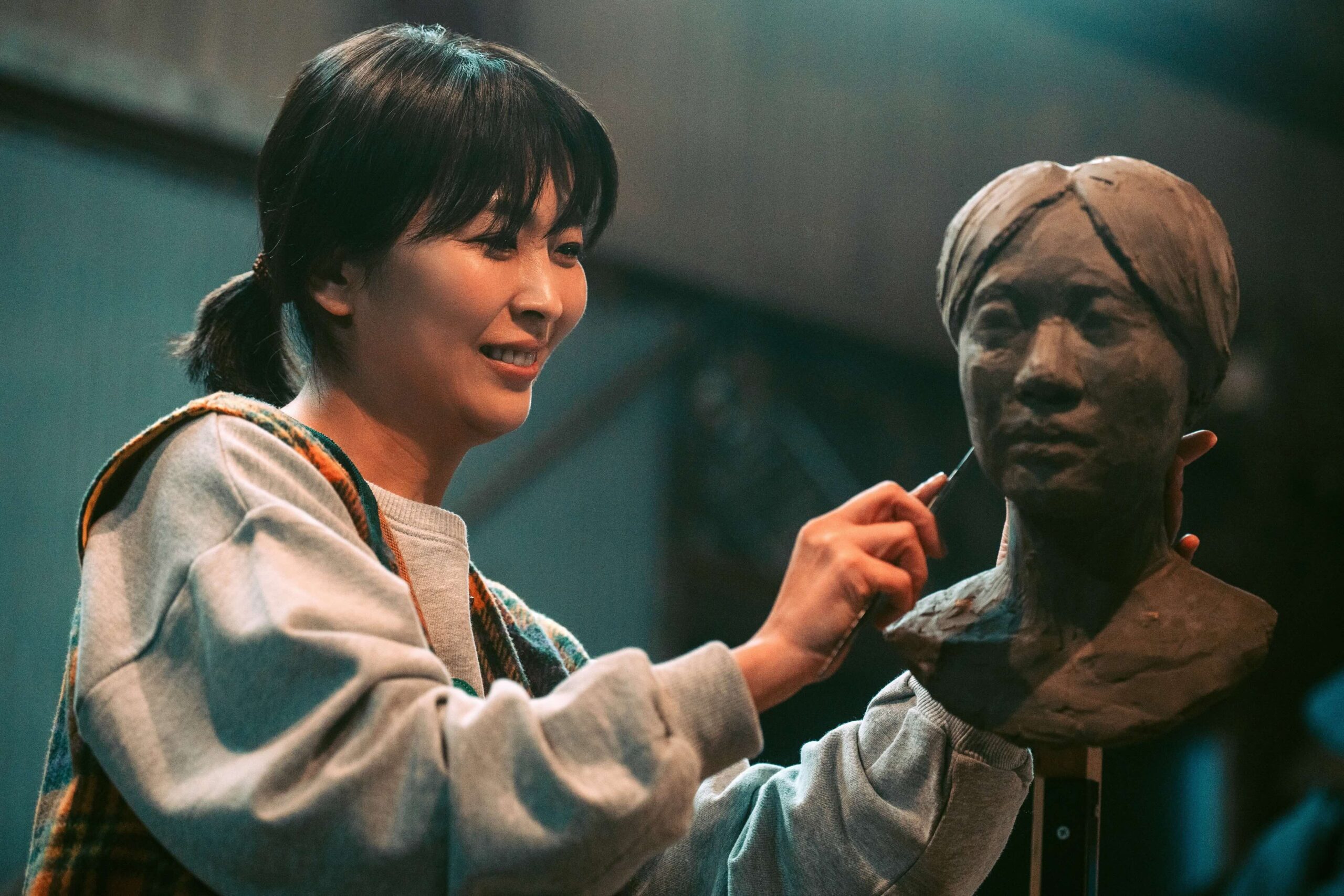 松たか子主演、カンヌ映画祭でのワールドプレミア上映迫る『ナギダイアリー』新場面写真解禁｜© 2026 ナギダイアリー・パートナーズ (スターサンズ/八朔ラボ/ワンダーストラック) / Survivance / Momo Film Co.
