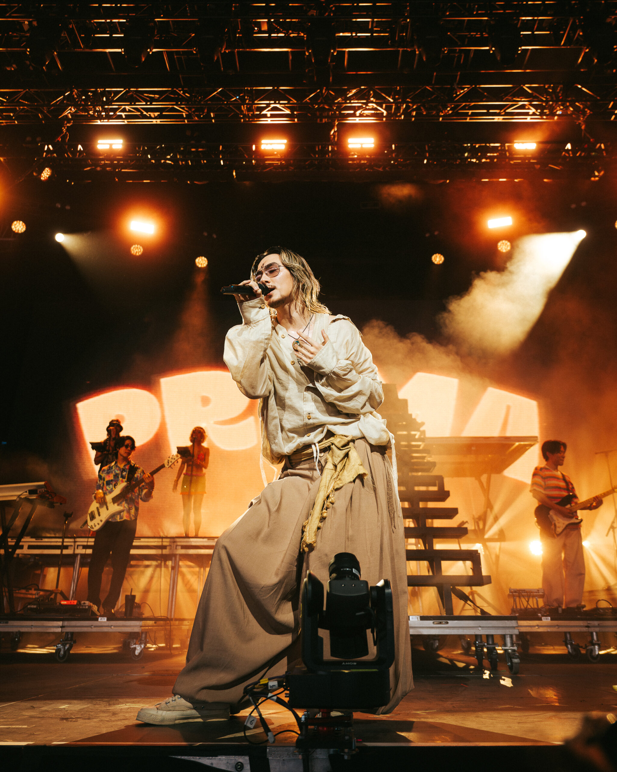 藤井 風「Prema World Tour」にアジア3ヵ所追加、2027年夏にはヨーロッパ・北米公演も｜Fujii Kaze「Coachella 2026」より @aldenbonecutter  