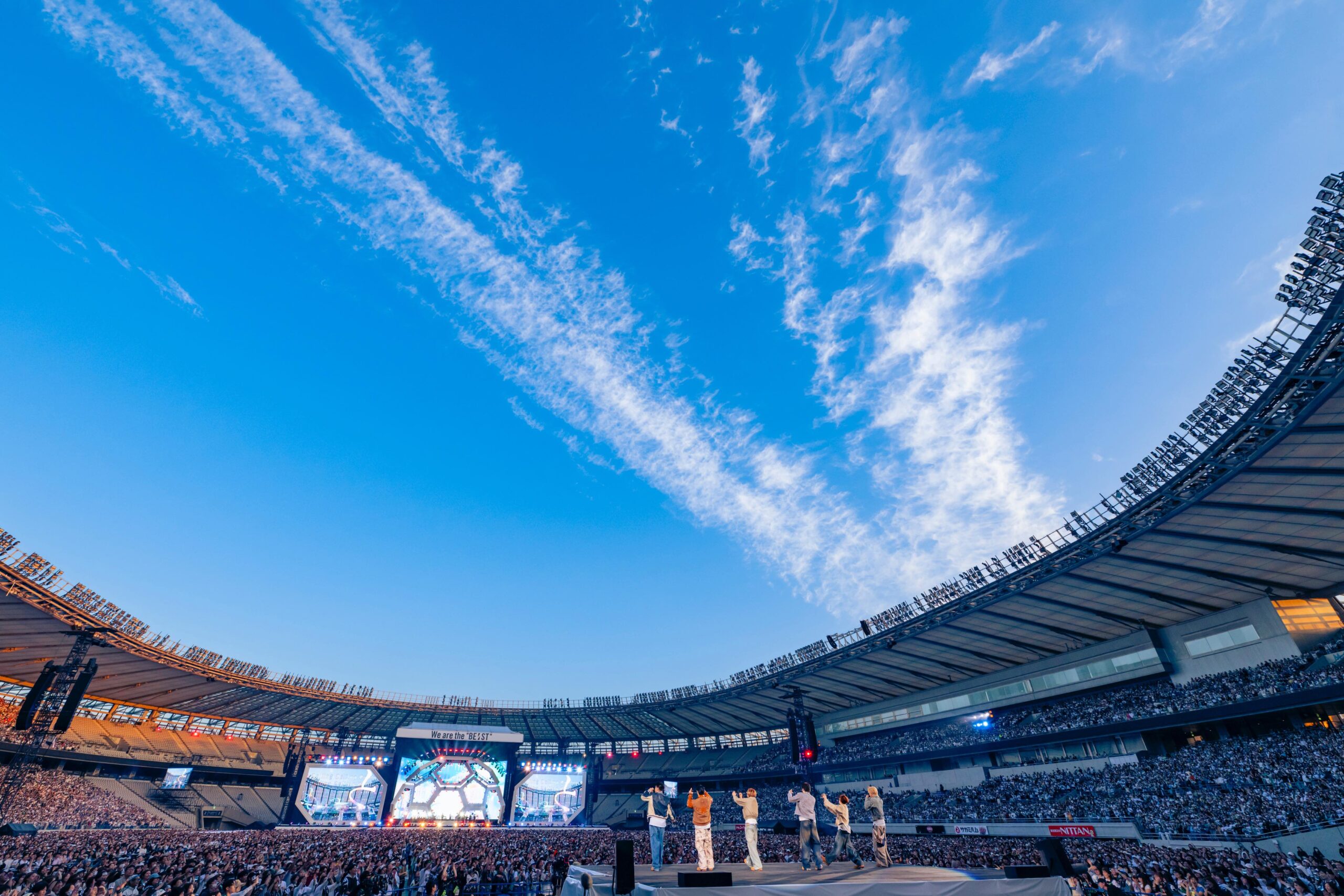 BE:FIRSTが11月に4thアルバムリリース、来年1月からは5周年を記念したドームツアーも｜「BE:FIRST Stadium Live 2026 We are the "BE:ST"」味の素スタジアム公演より（撮影：田中聖太郎写真事務所）
