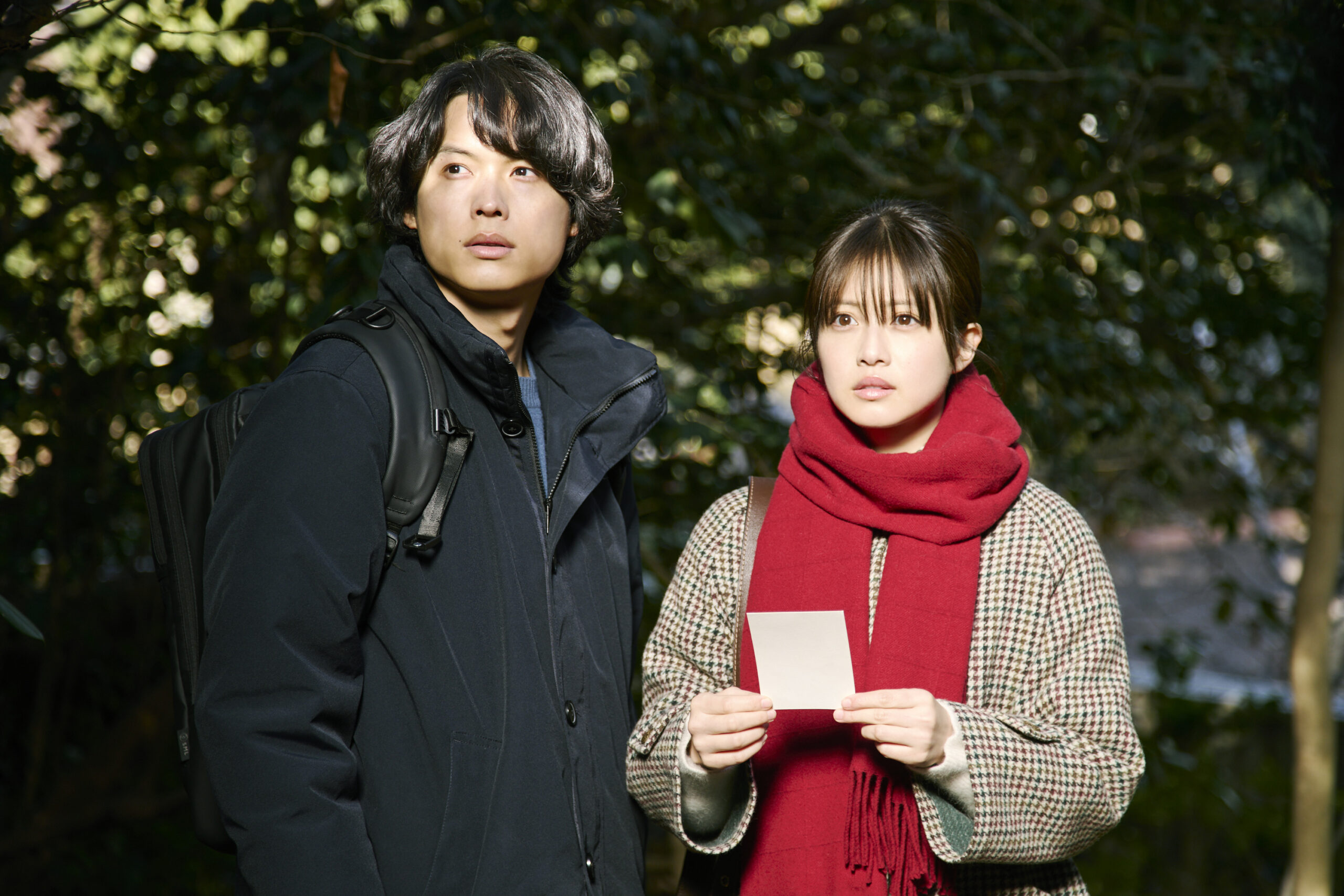 松村北斗×今田美桜W主演映画『白鳥とコウモリ』特報第2弾解禁、徐々に明らかになる真実の断片｜©2026「白鳥とコウモリ」製作委員会