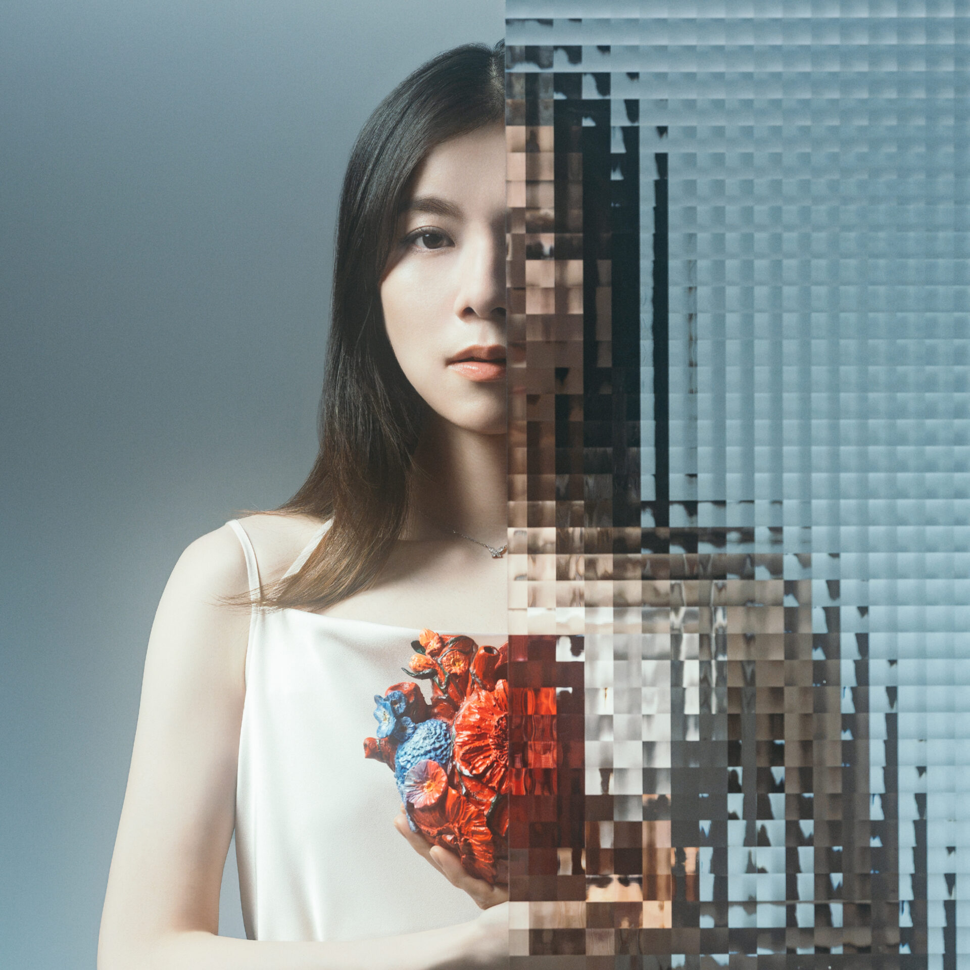 『Made of Glass』通常盤ジャケット