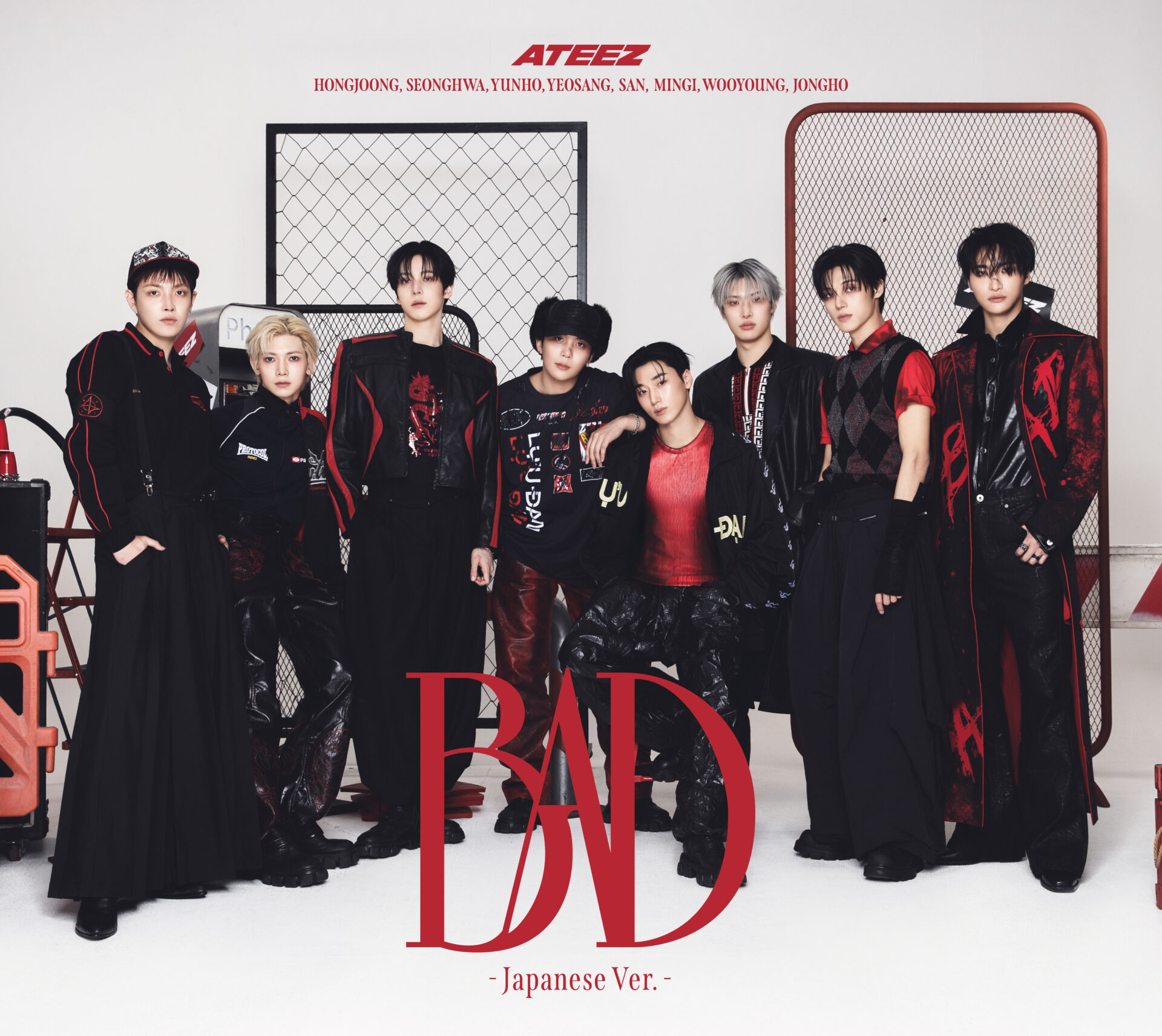 『BAD (Japanese Ver.)』初回盤B ジャケット写真 ©ユニバーサルミュージック